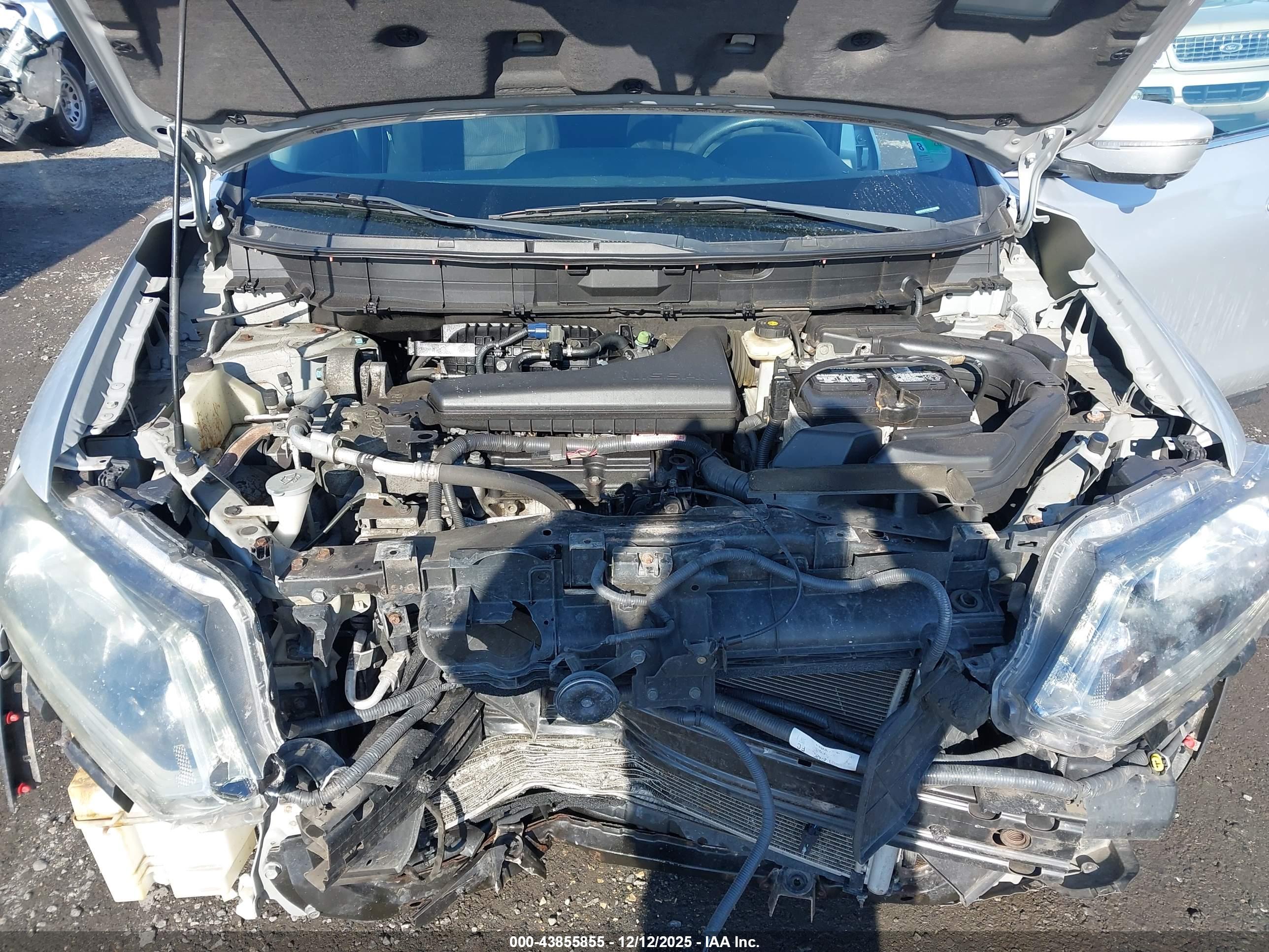 NISSAN ROGUE image 10