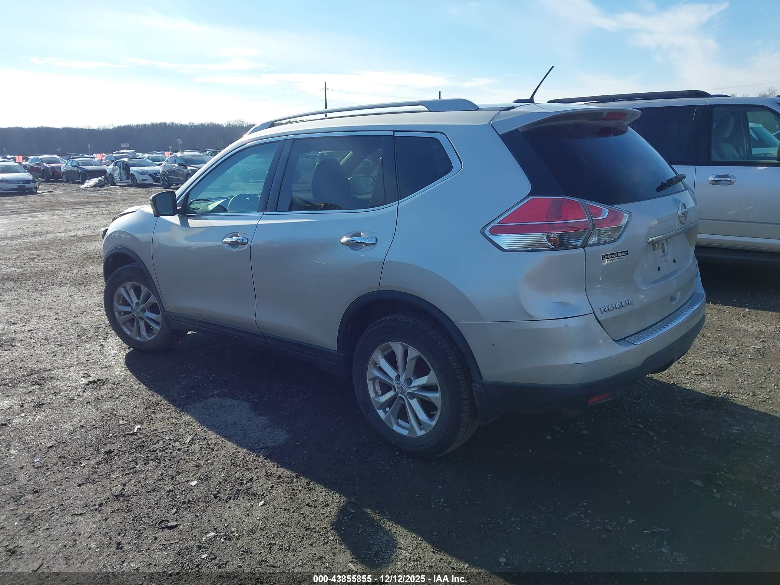 NISSAN ROGUE image 3