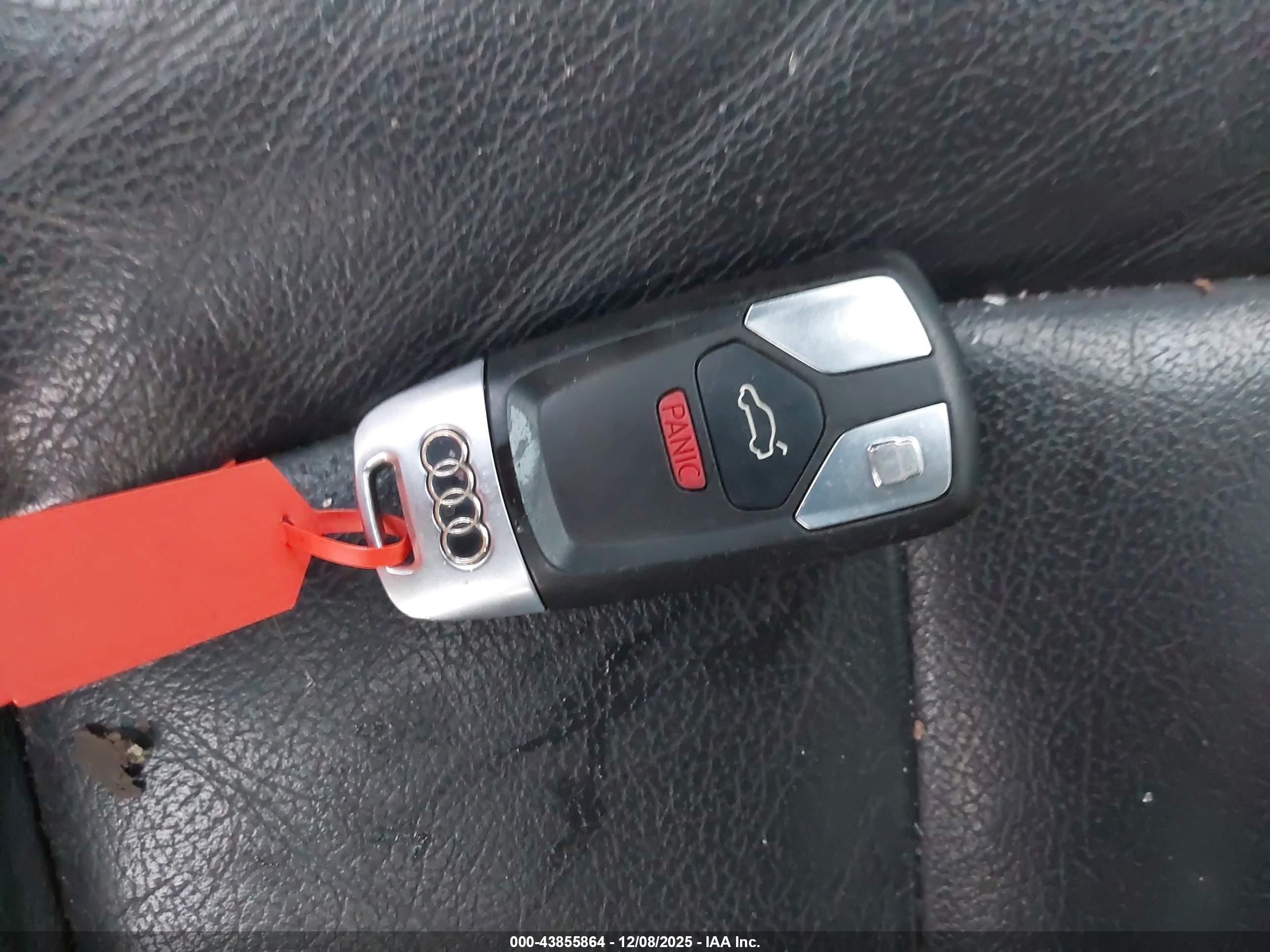 AUDI A4 image 11
