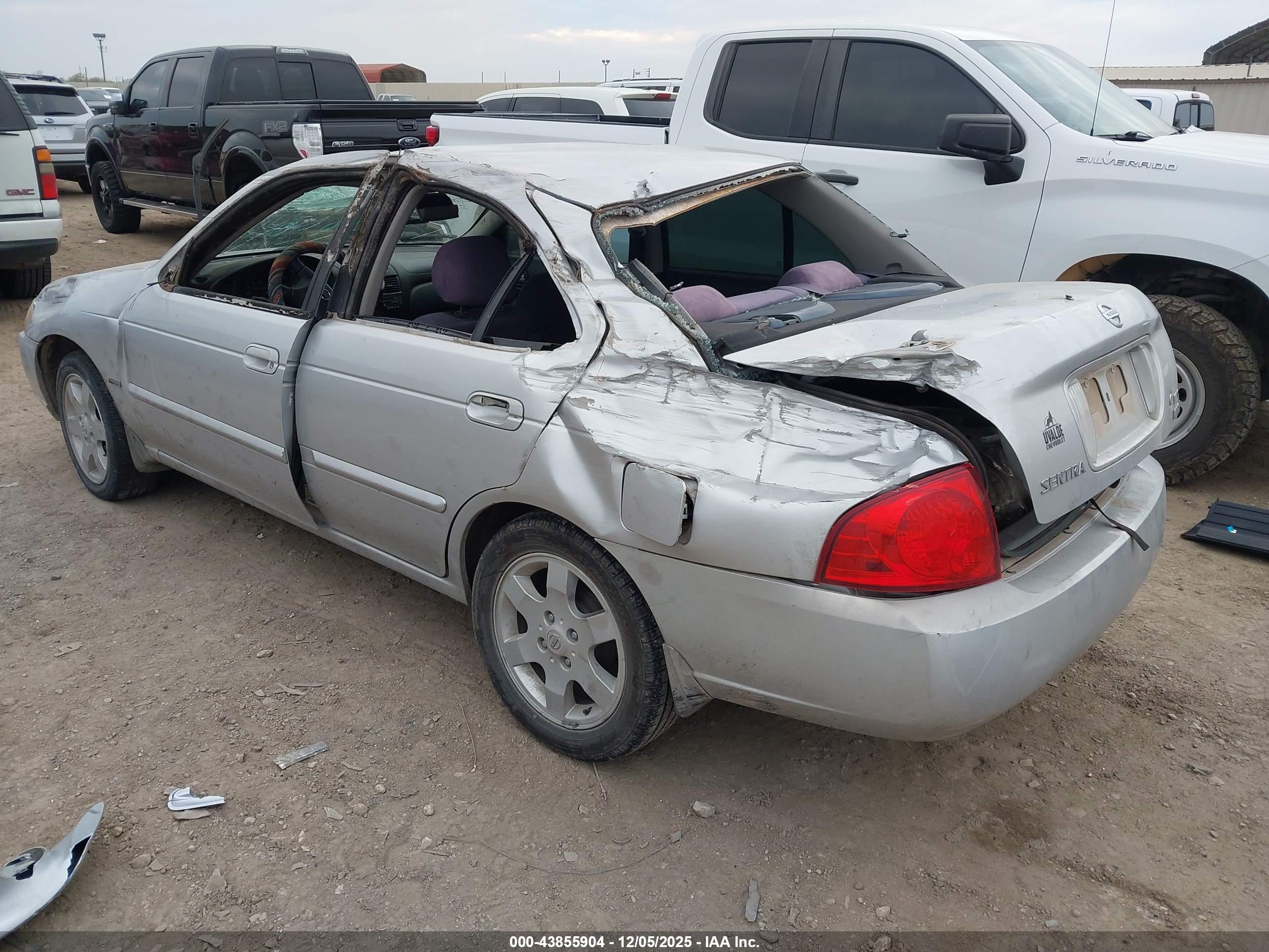 NISSAN SENTRA image 3