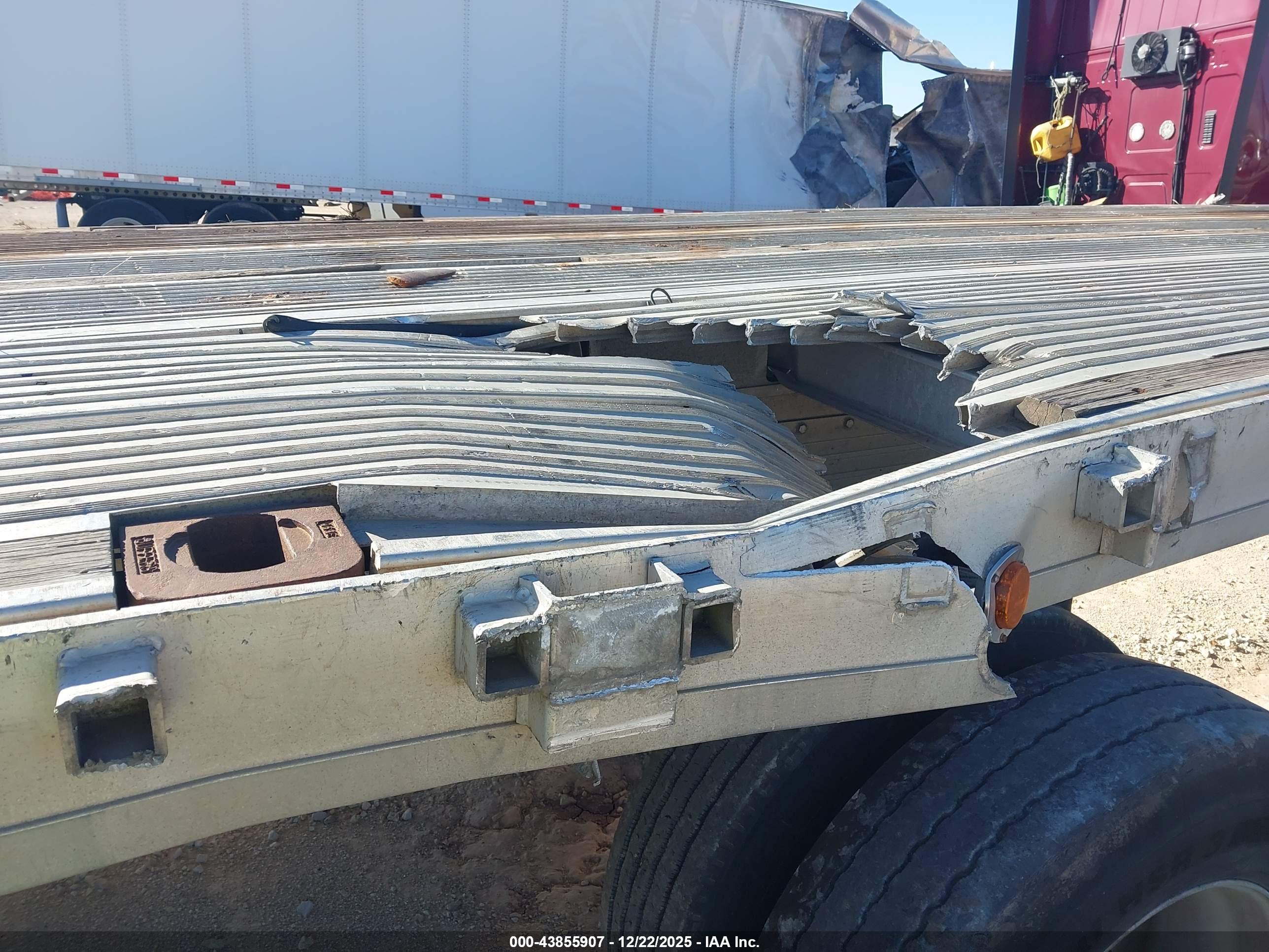 REITNOUER FLATBED image 6