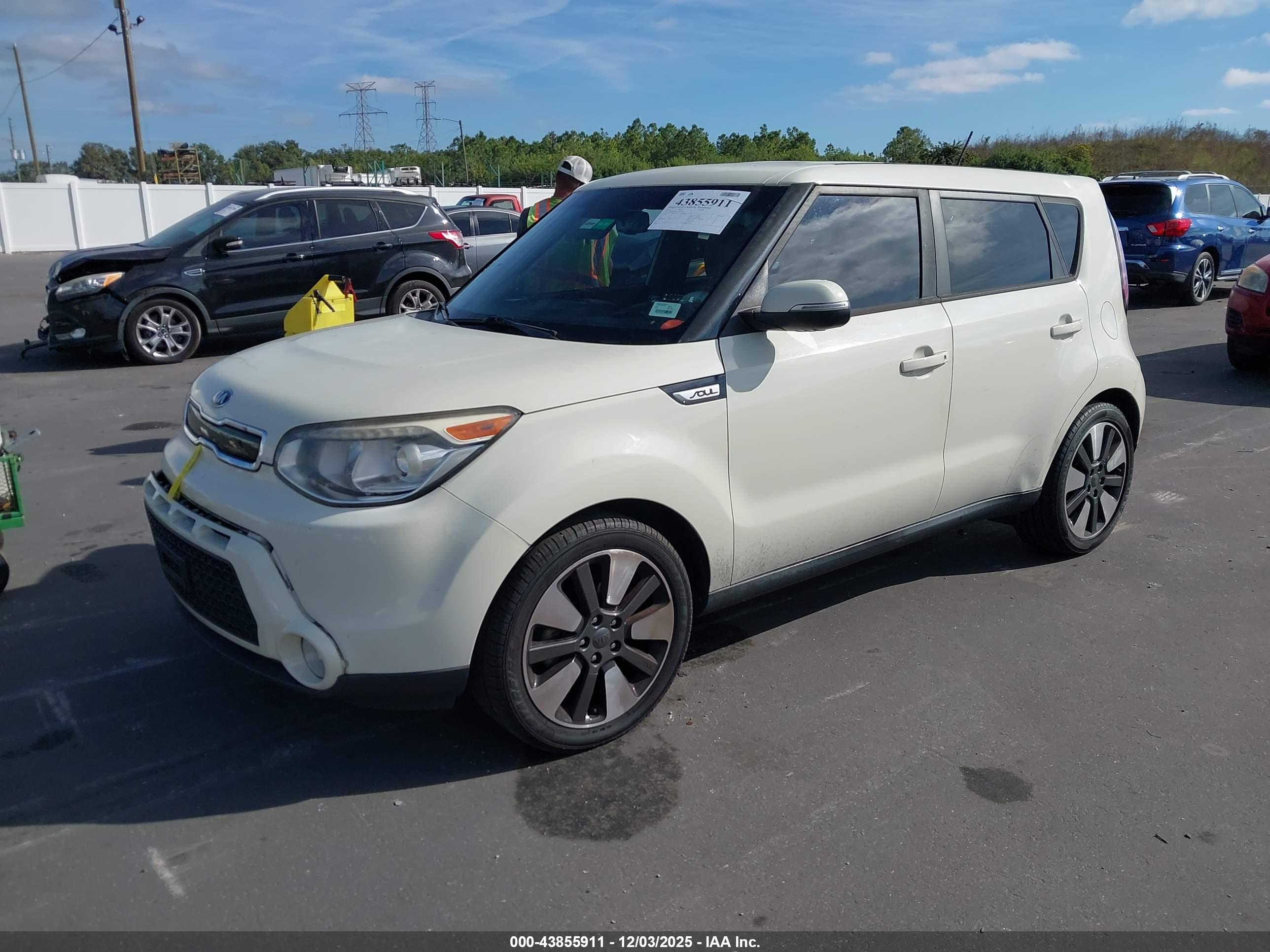 KIA SOUL image 2