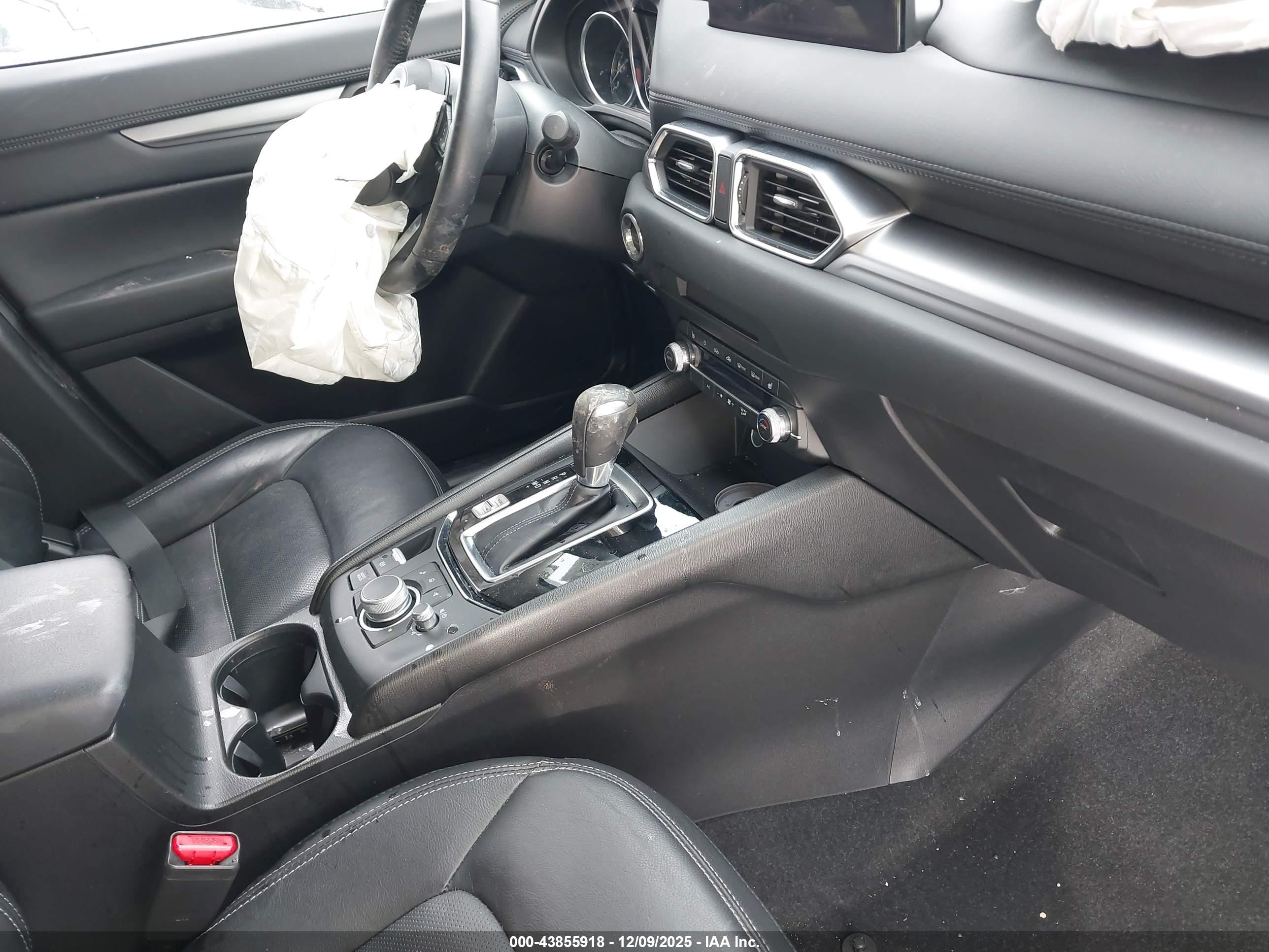 MAZDA CX-5 image 5