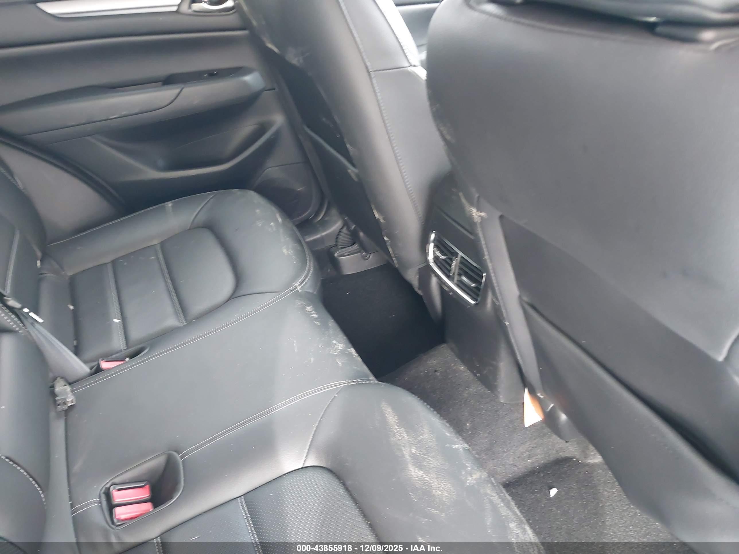 MAZDA CX-5 image 8