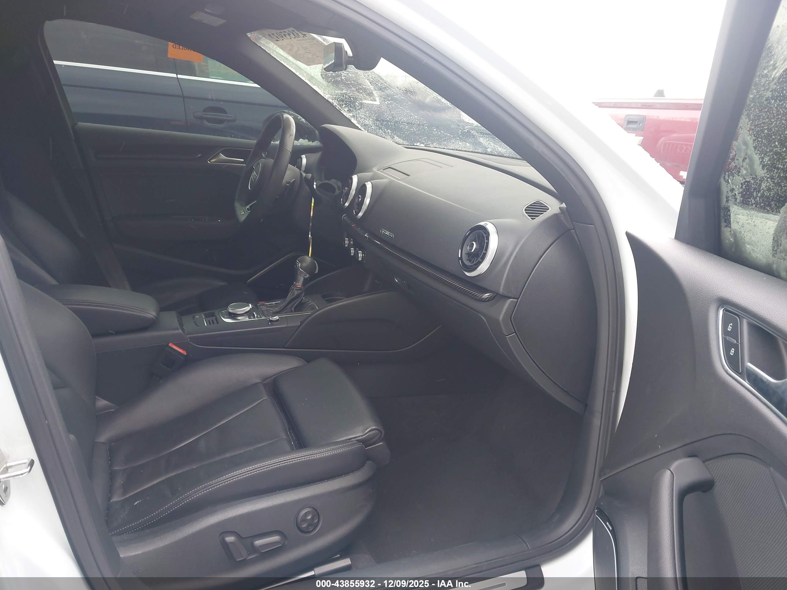 AUDI S3 image 5