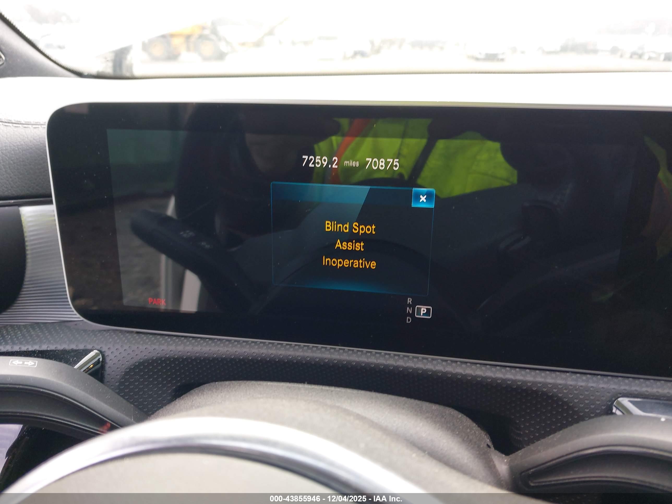 MERCEDES-BENZ CLA image 7