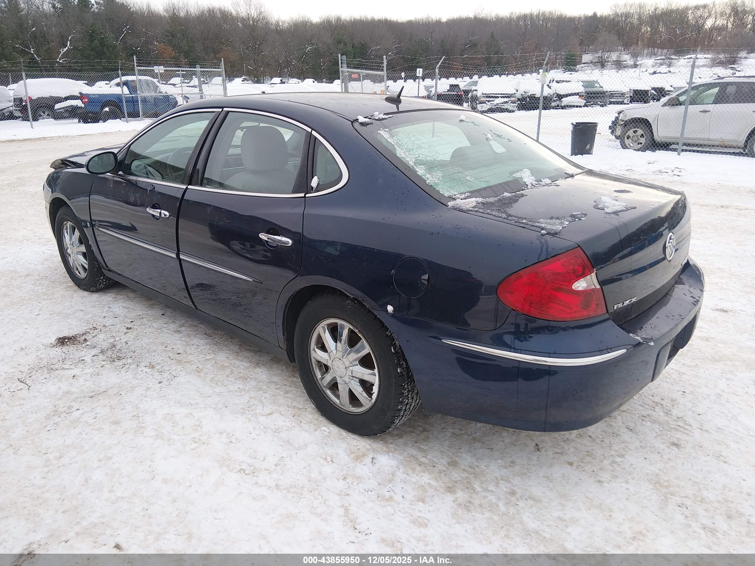 BUICK LACROSSE image 3