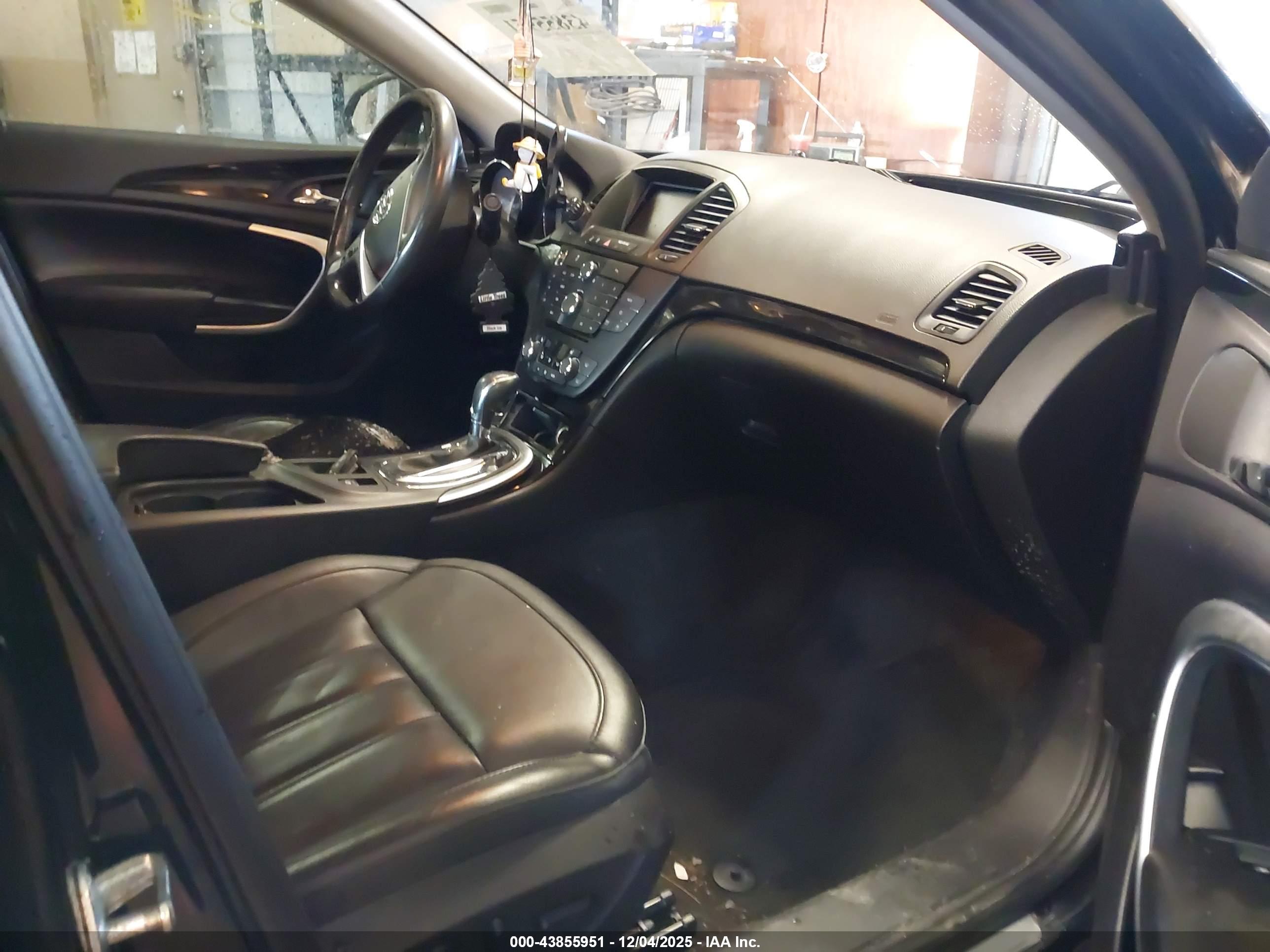 BUICK REGAL image 5