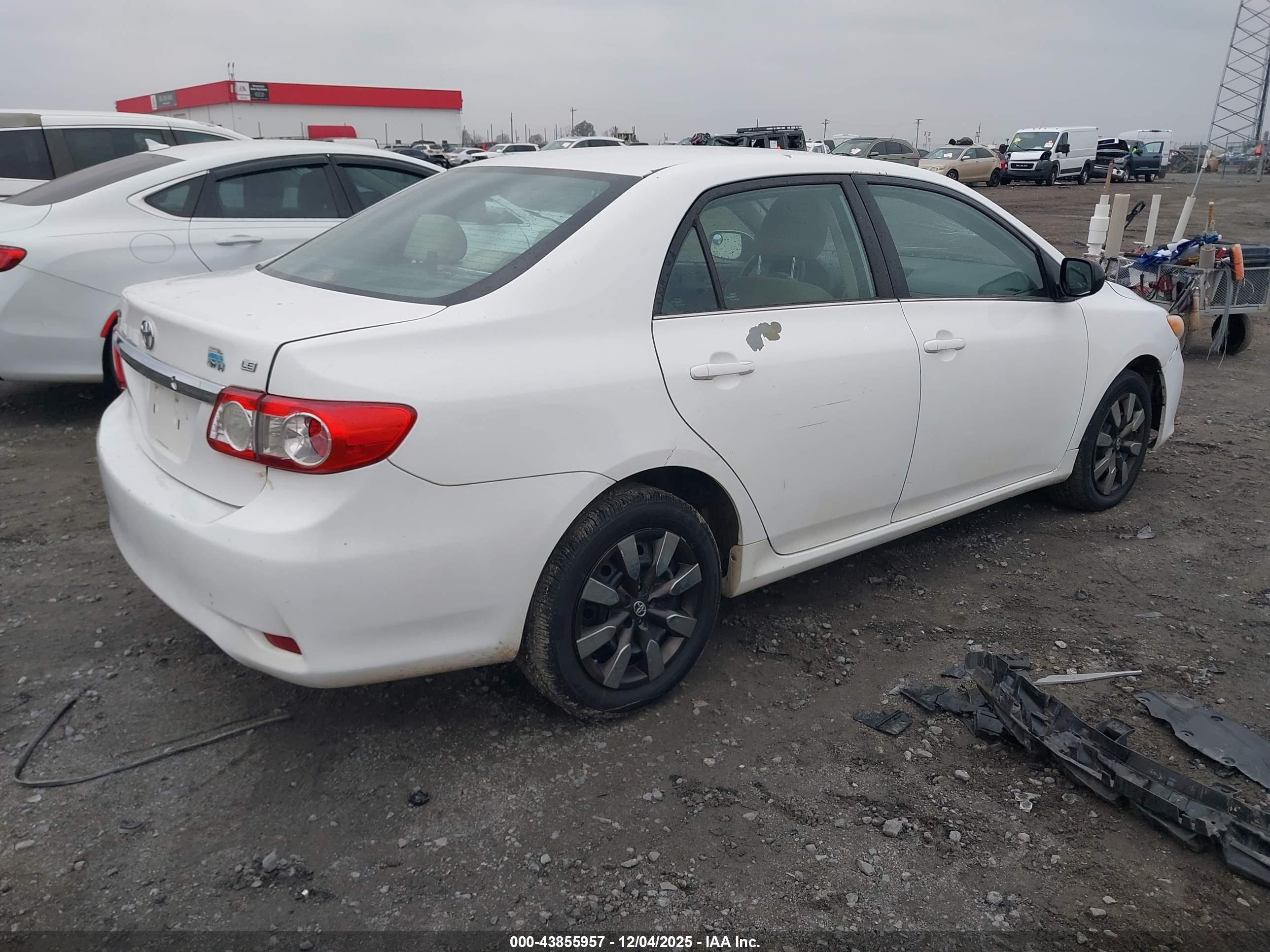 TOYOTA COROLLA image 4