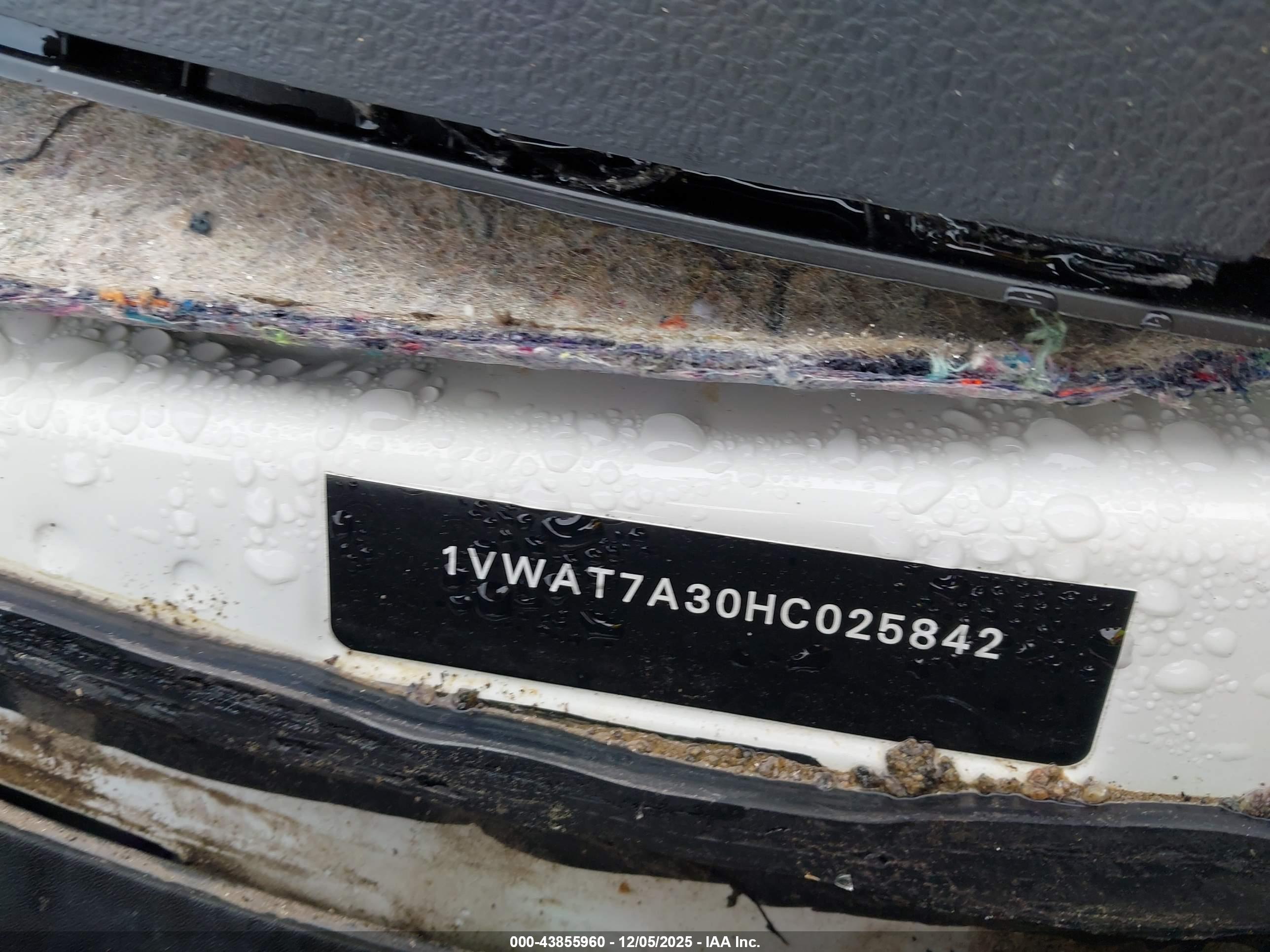 VOLKSWAGEN PASSAT image 9