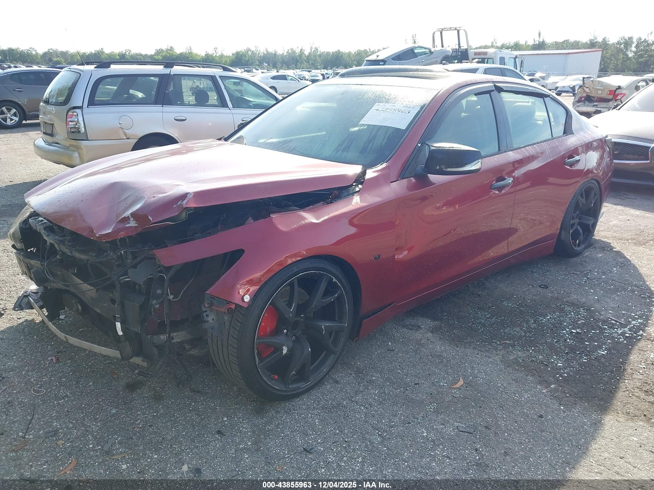 INFINITI Q50 image 2