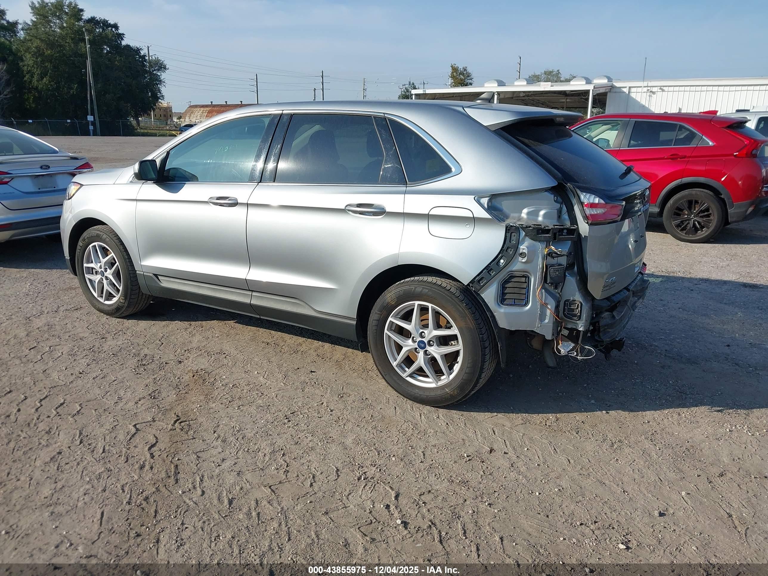FORD EDGE image 3