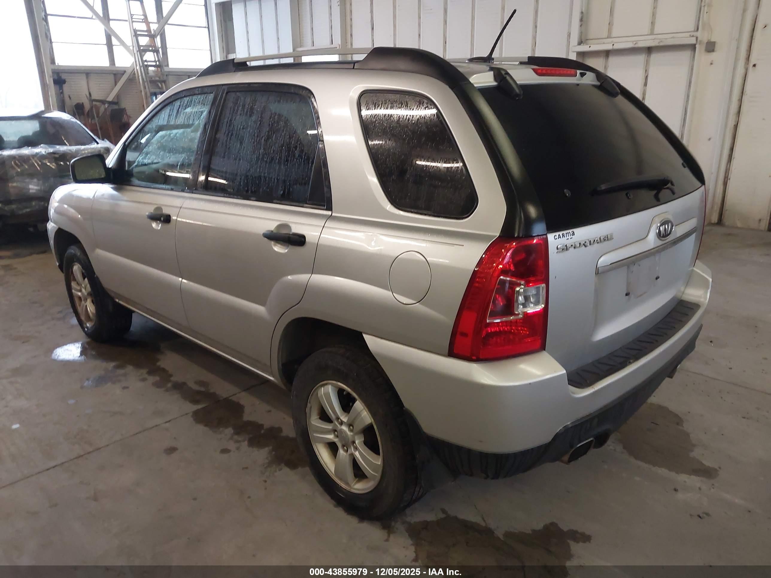 KIA SPORTAGE image 3
