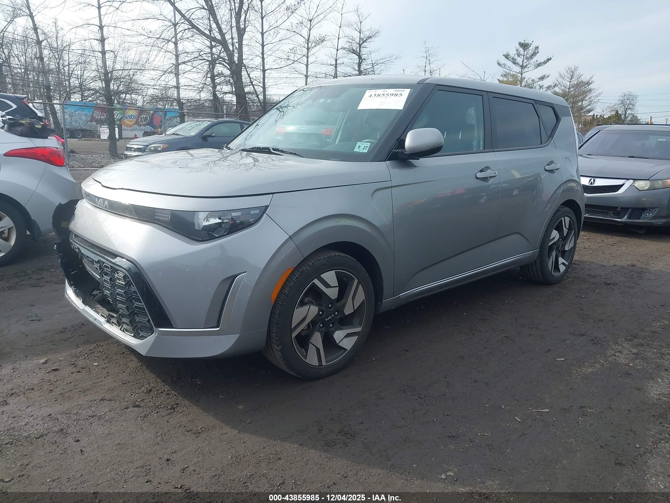 KIA SOUL image 2