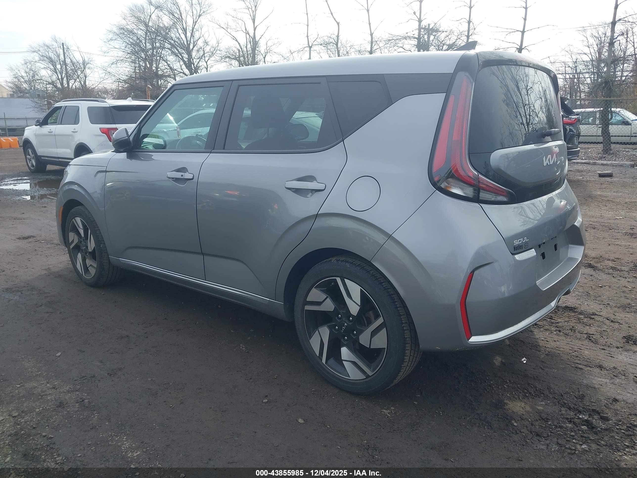 KIA SOUL image 3