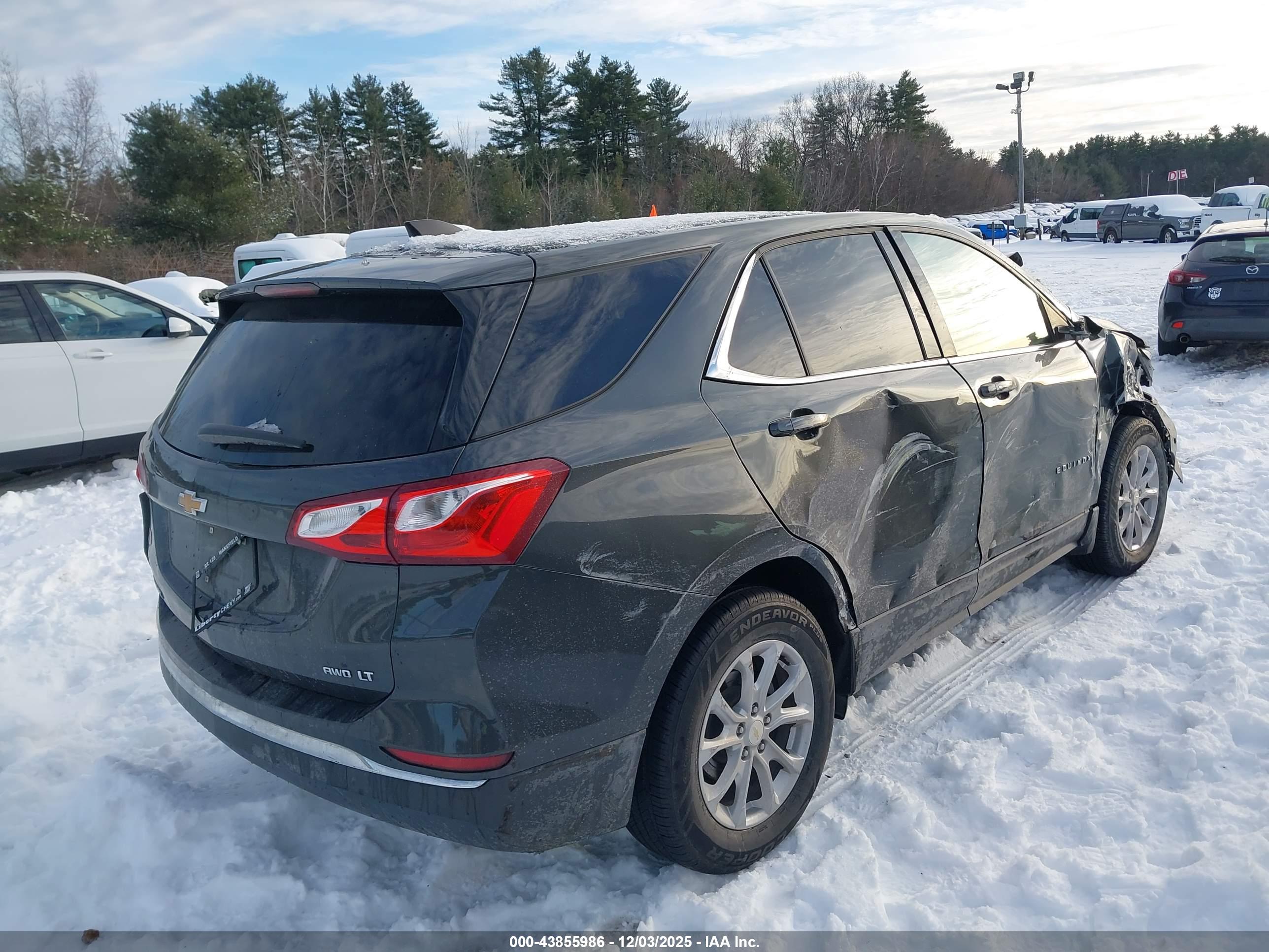 CHEVROLET EQUINOX image 4
