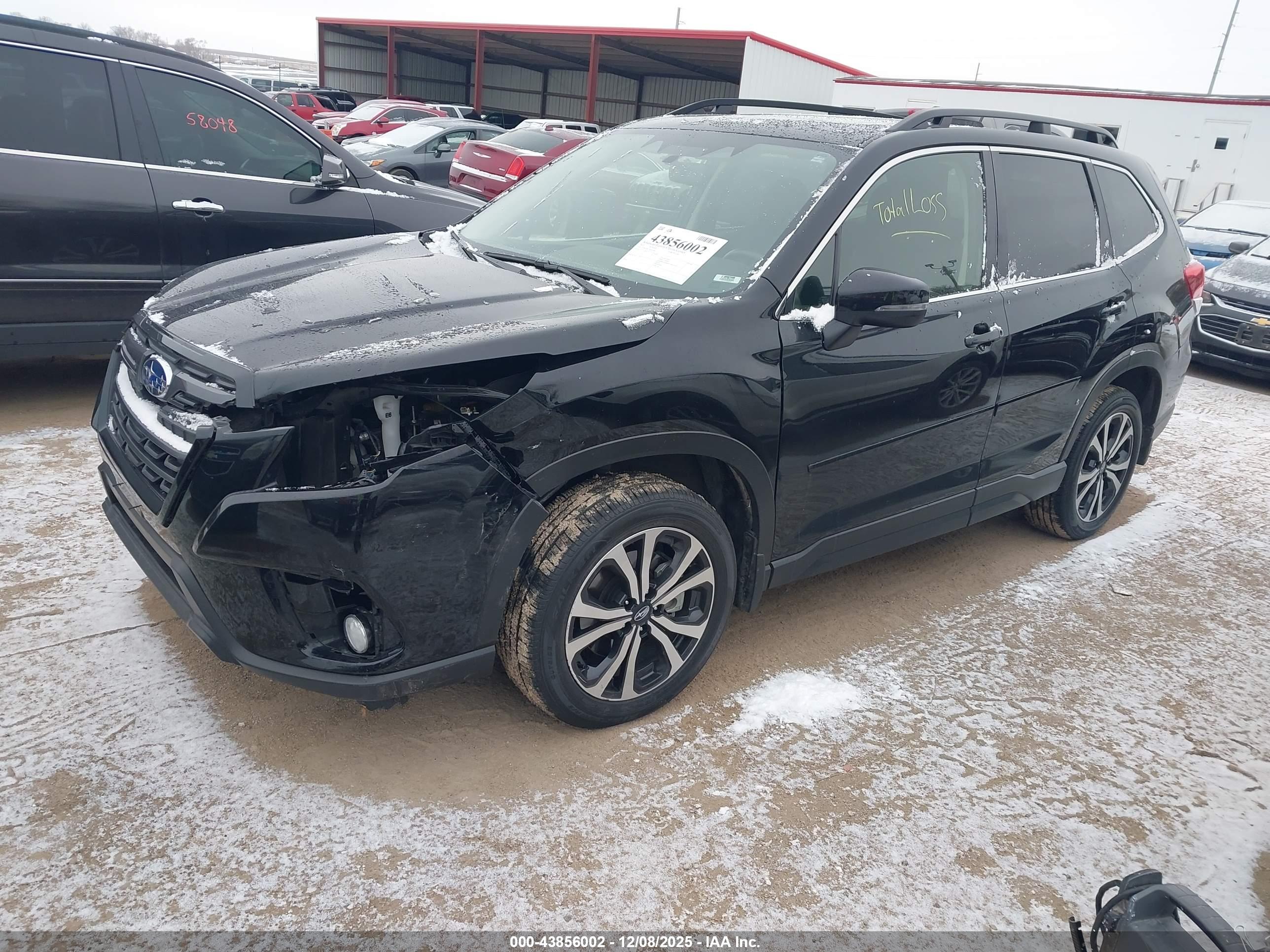 SUBARU FORESTER image 2