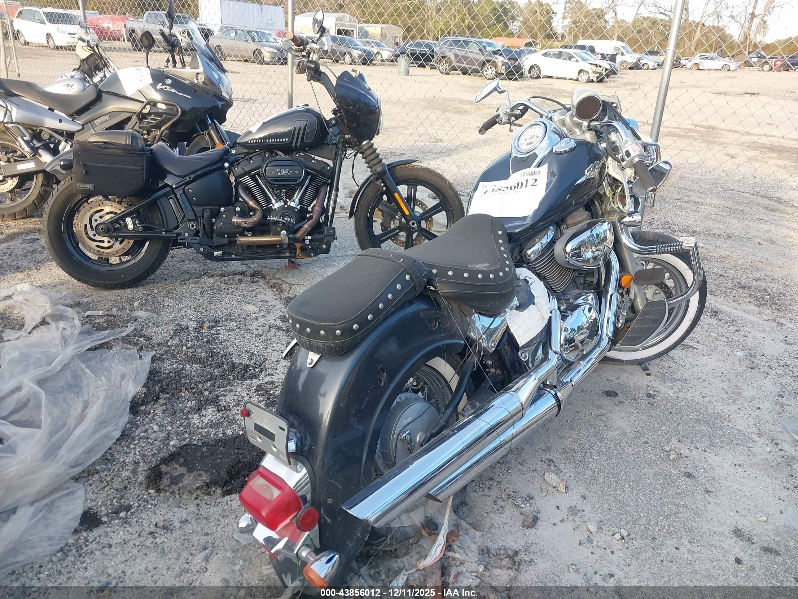SUZUKI C50 image 4