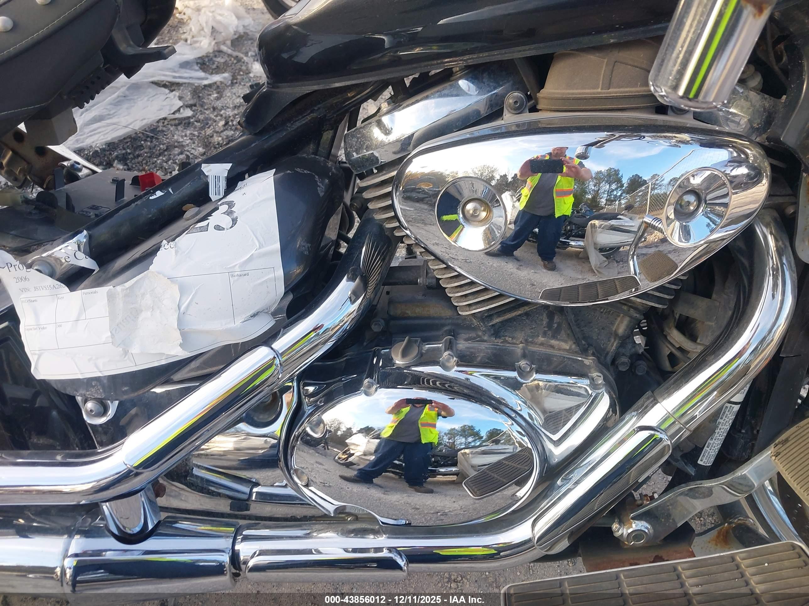 SUZUKI C50 image 8