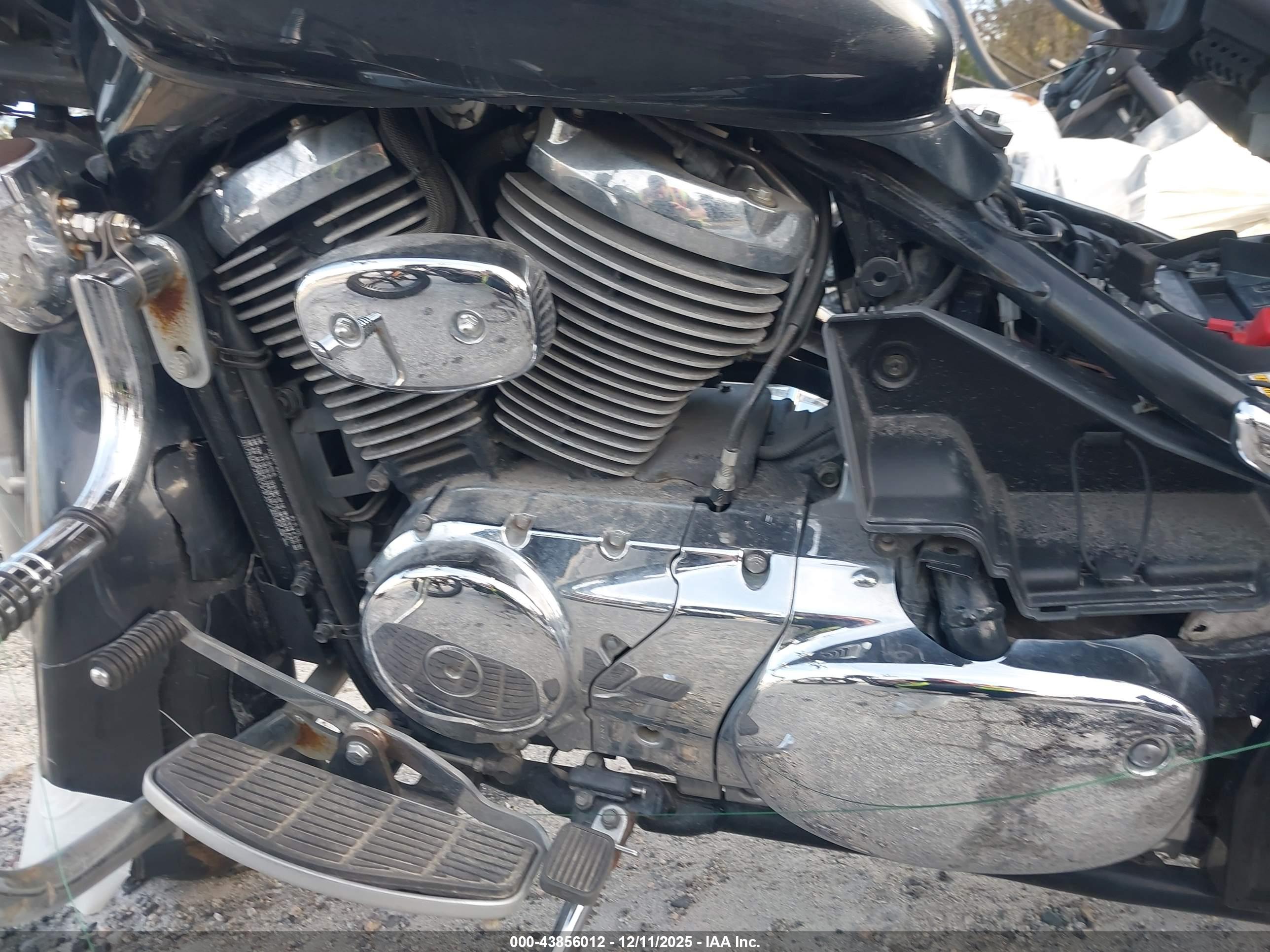 SUZUKI C50 image 9