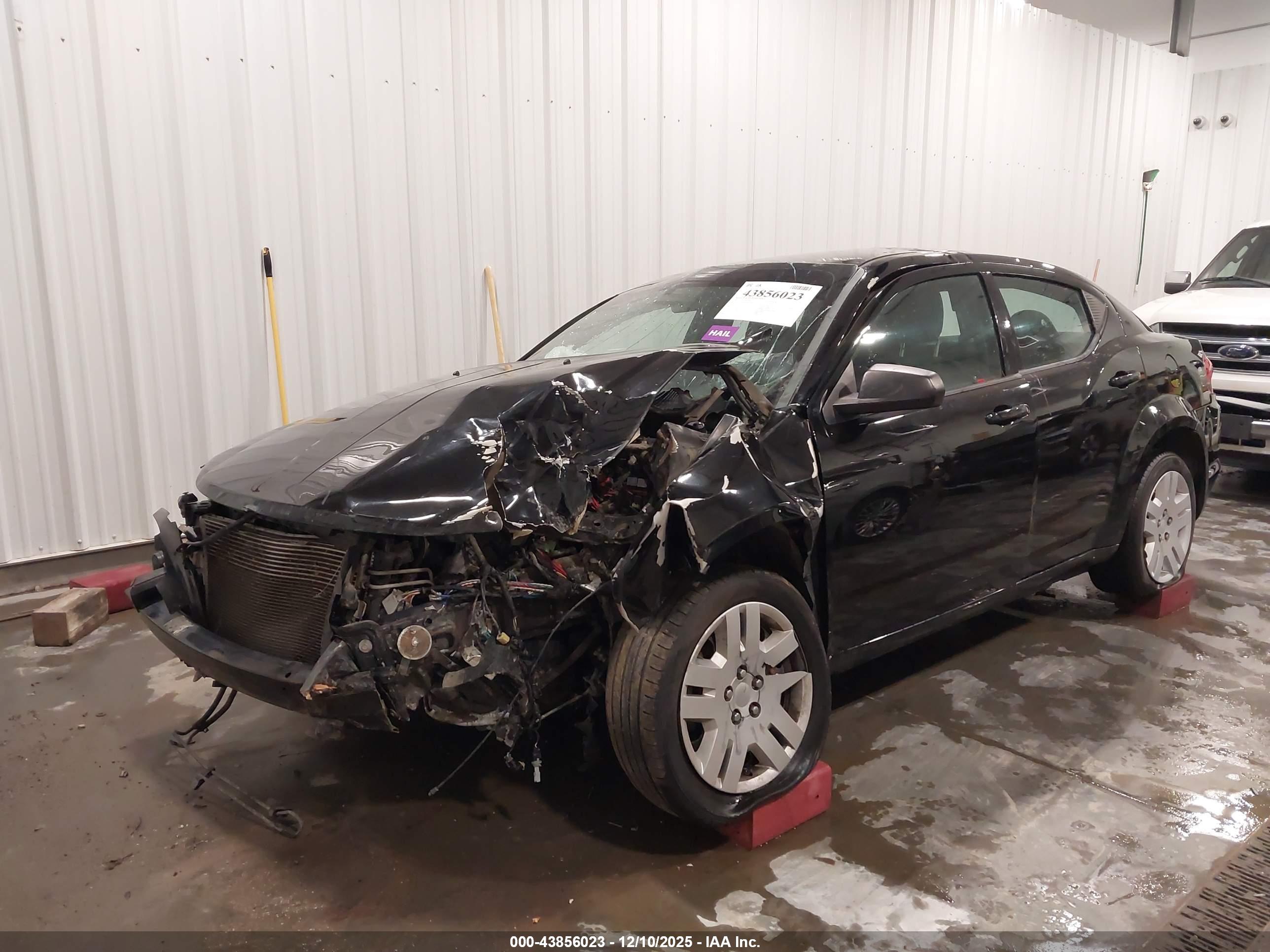 DODGE AVENGER image 6