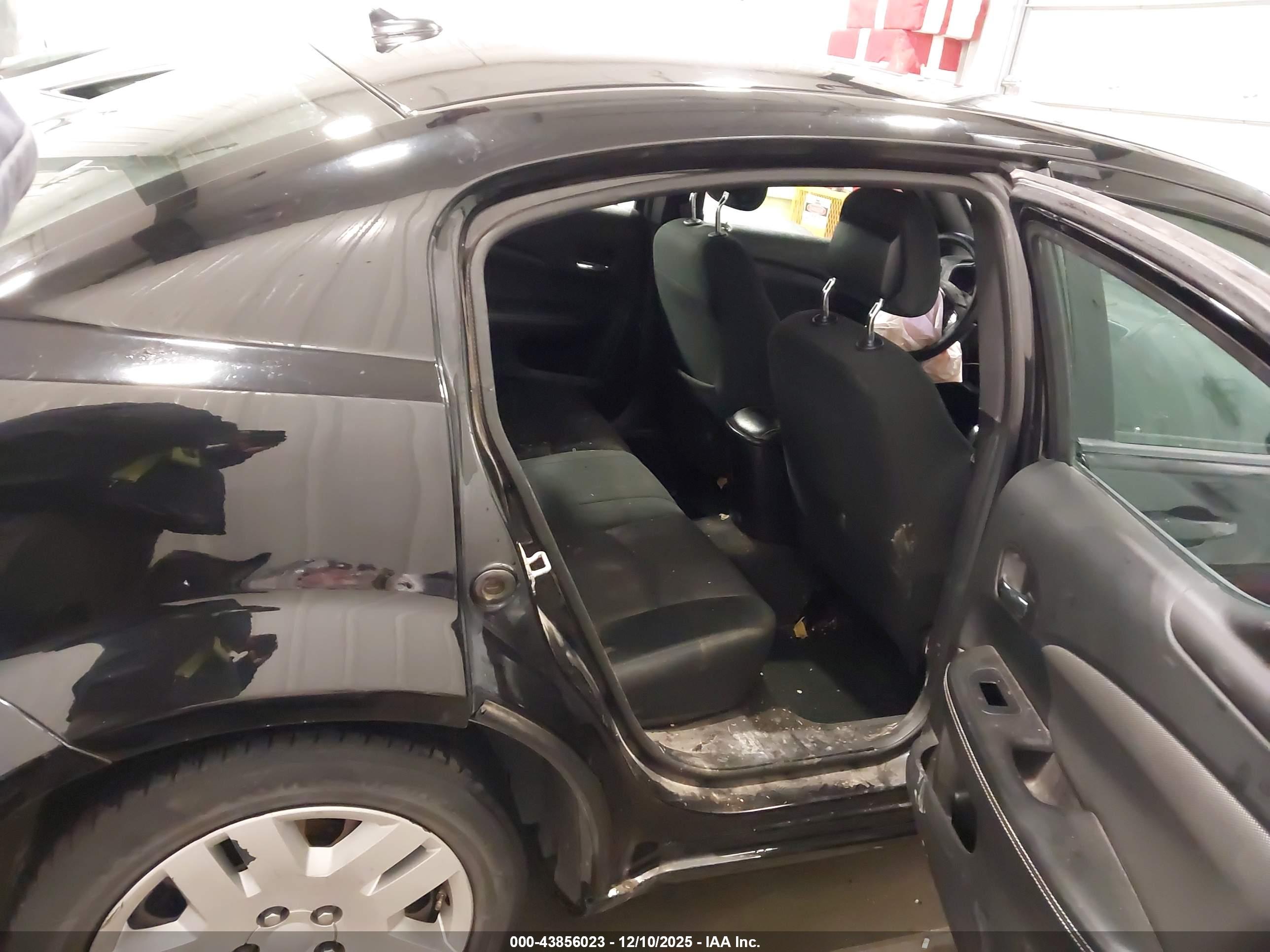 DODGE AVENGER image 8