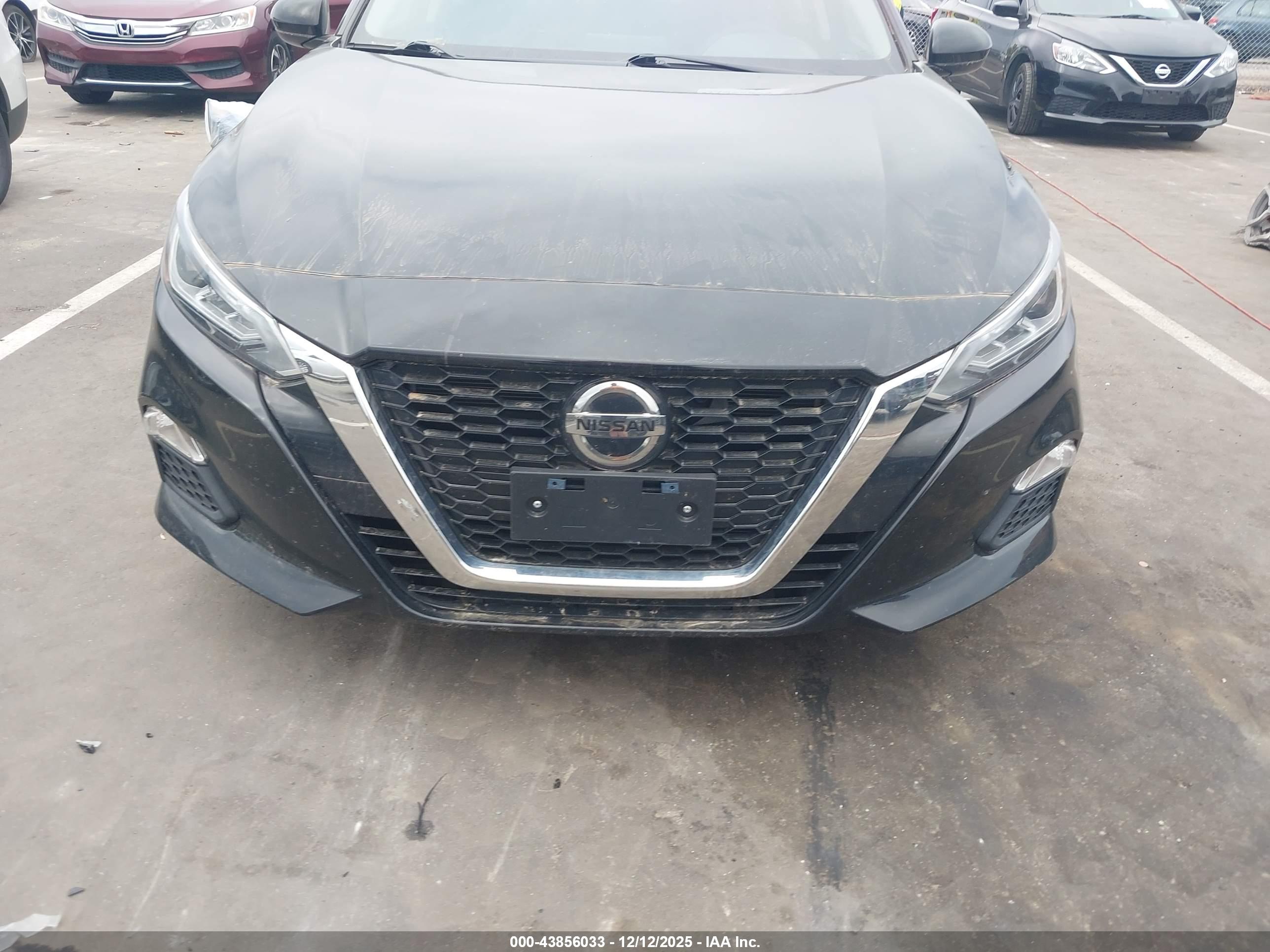 NISSAN ALTIMA image 6