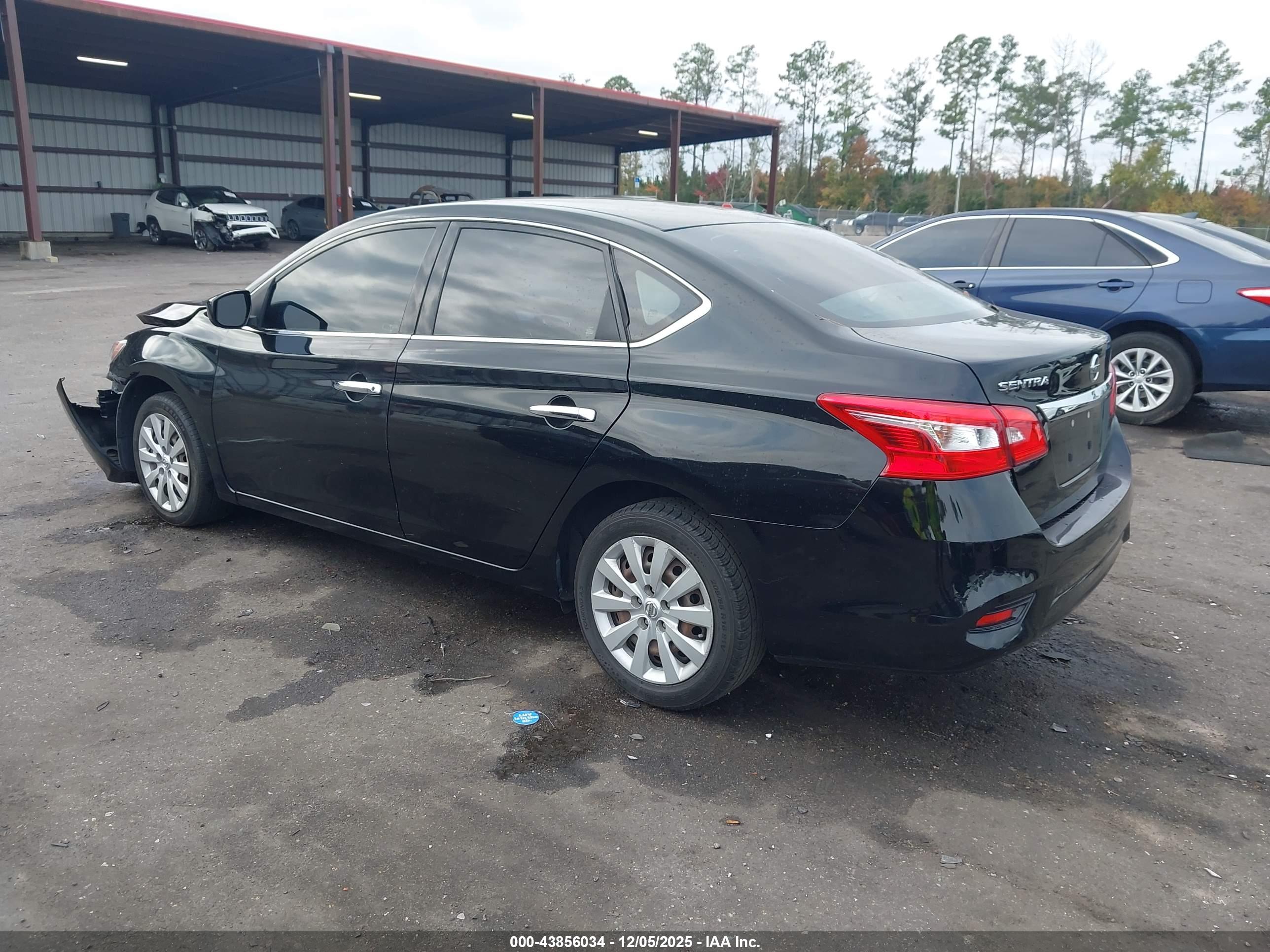 NISSAN SENTRA image 3