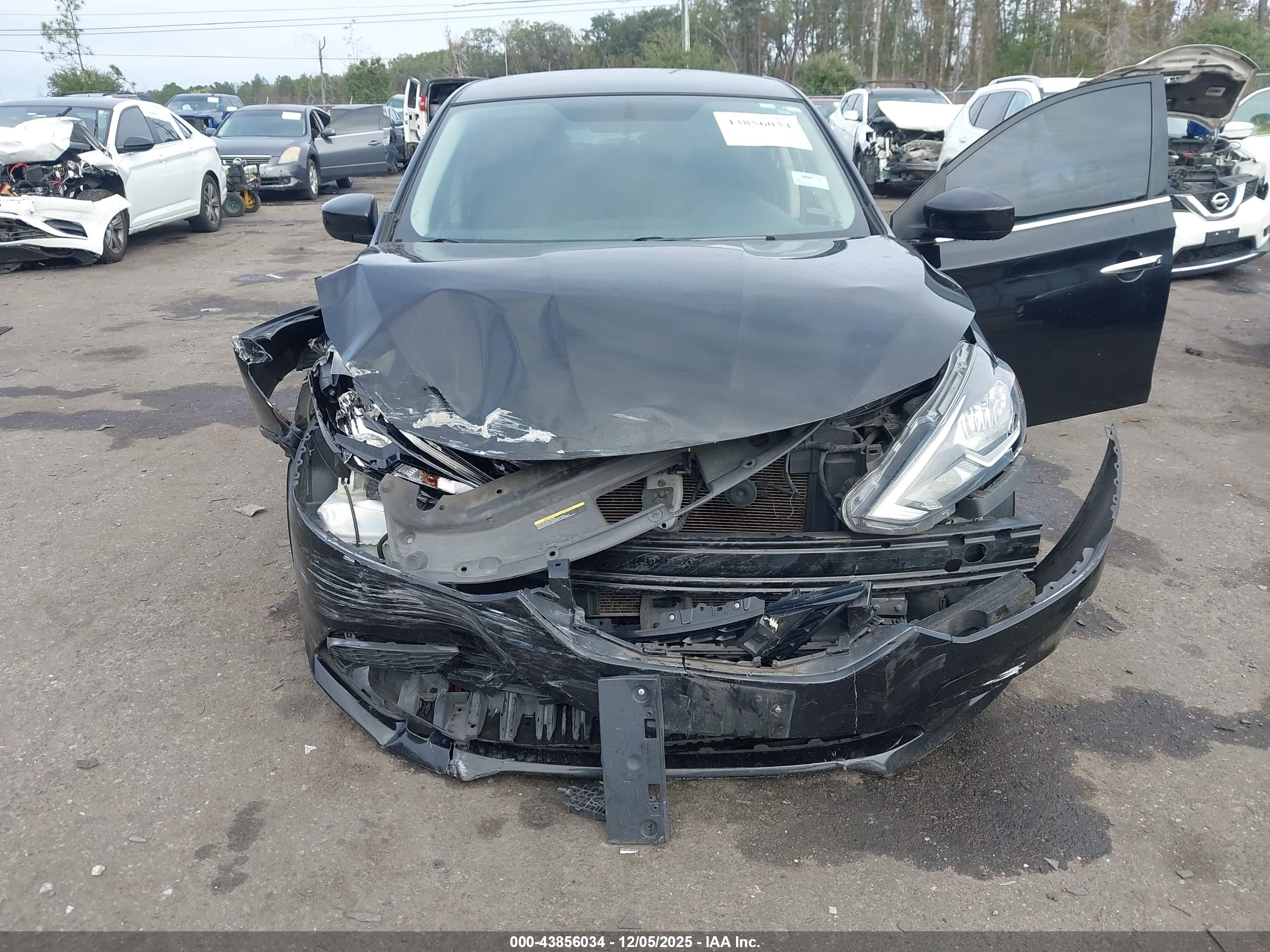 NISSAN SENTRA image 6