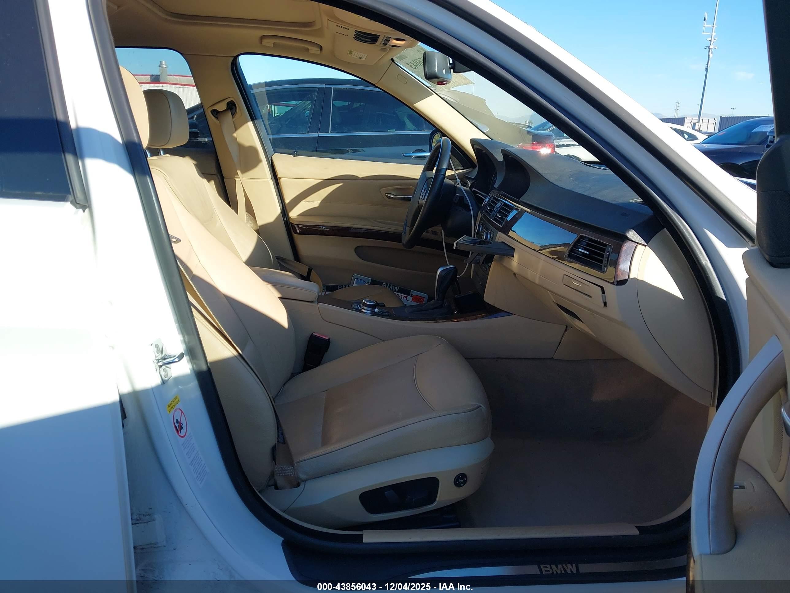 BMW 328I image 5