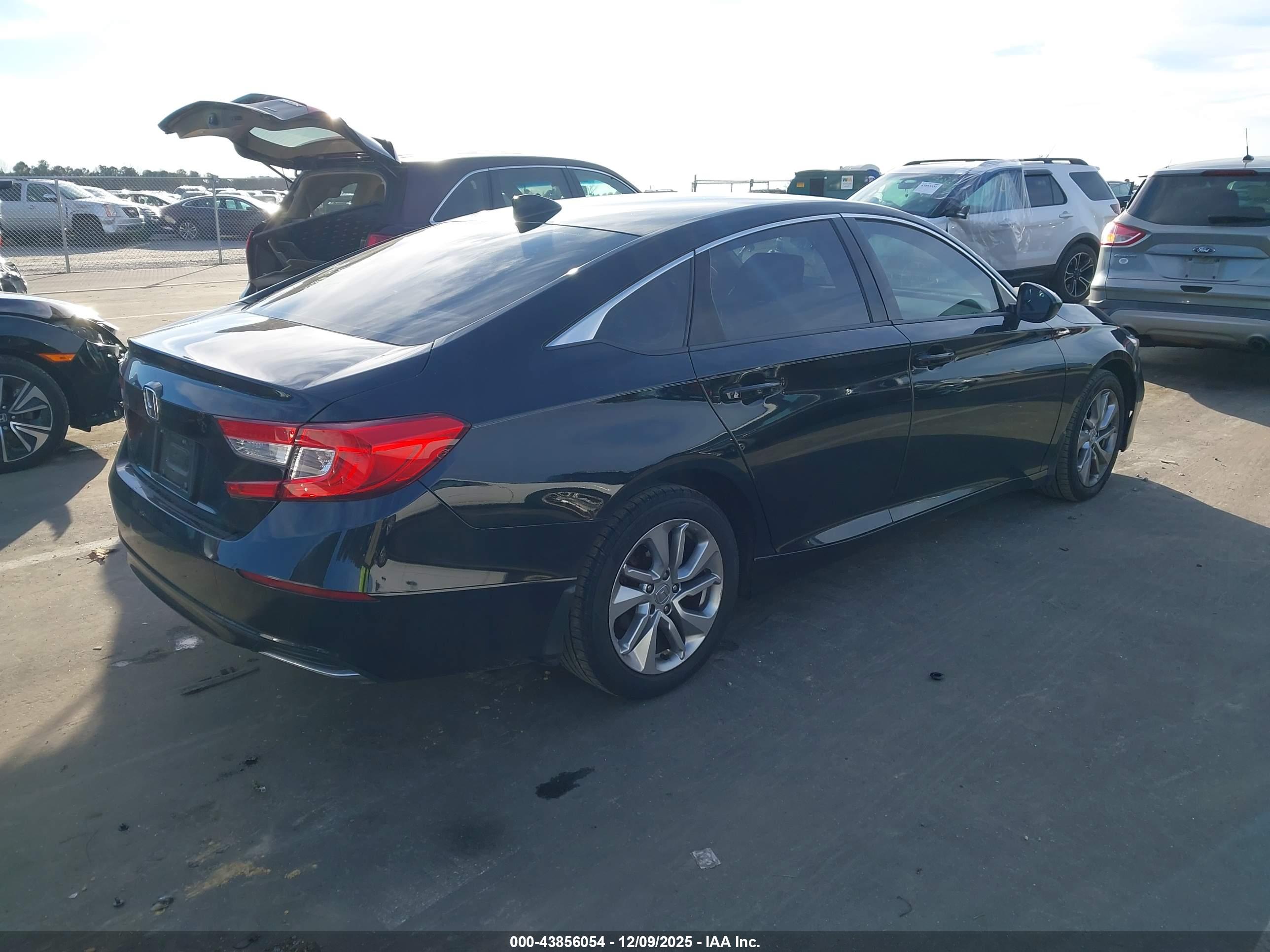 HONDA ACCORD image 4
