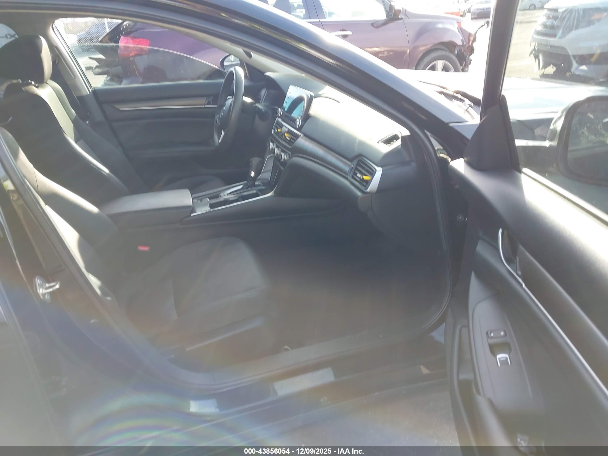HONDA ACCORD image 5
