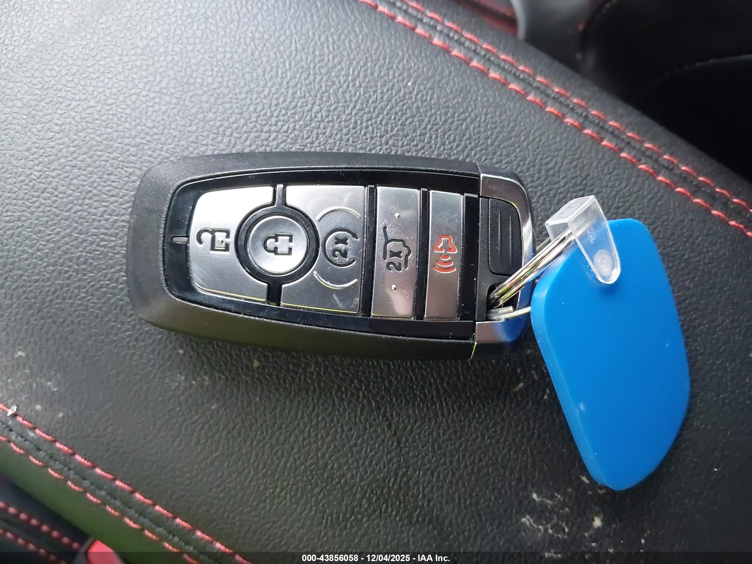 FORD ESCAPE image 11