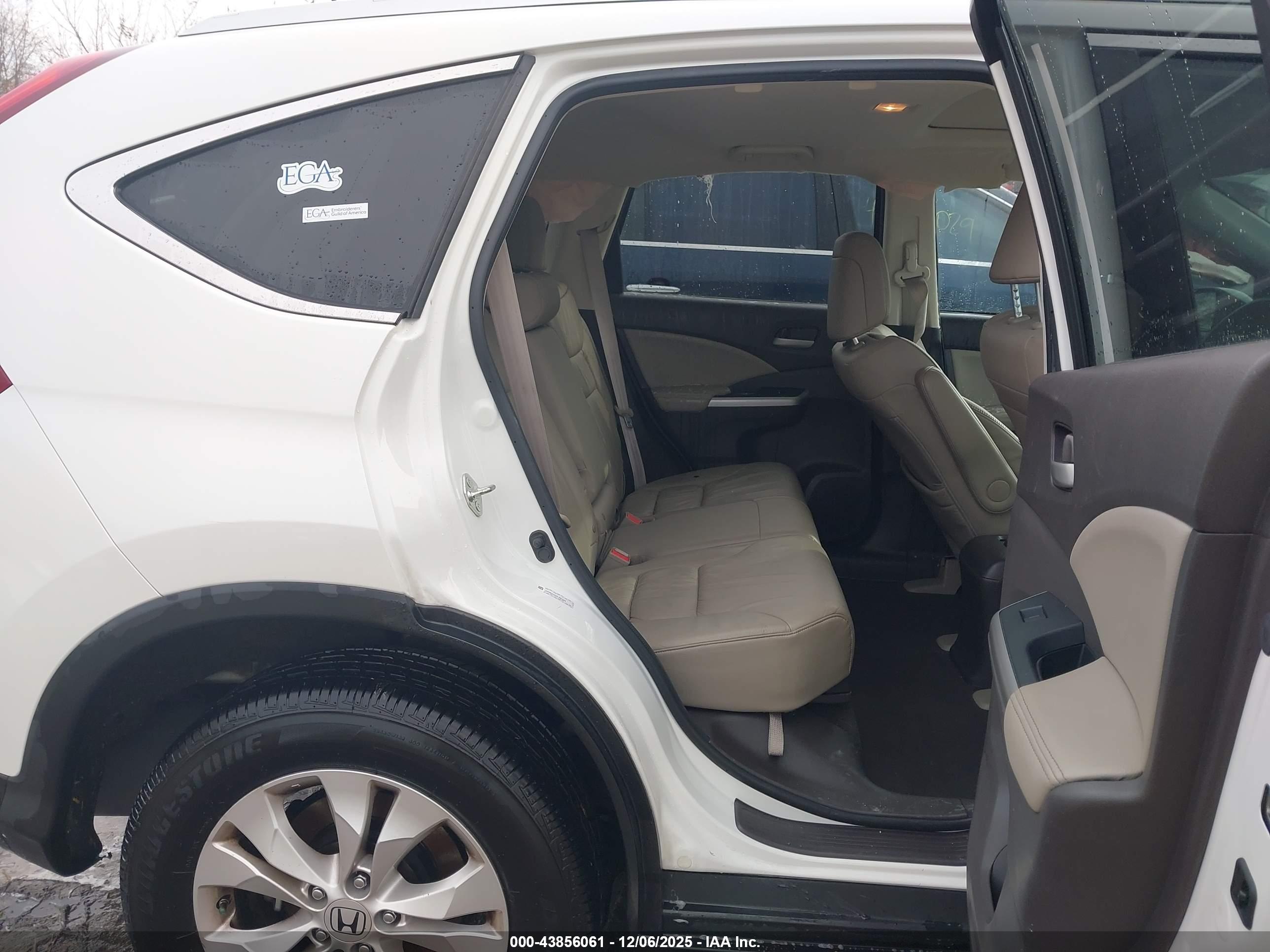 HONDA CR-V image 8