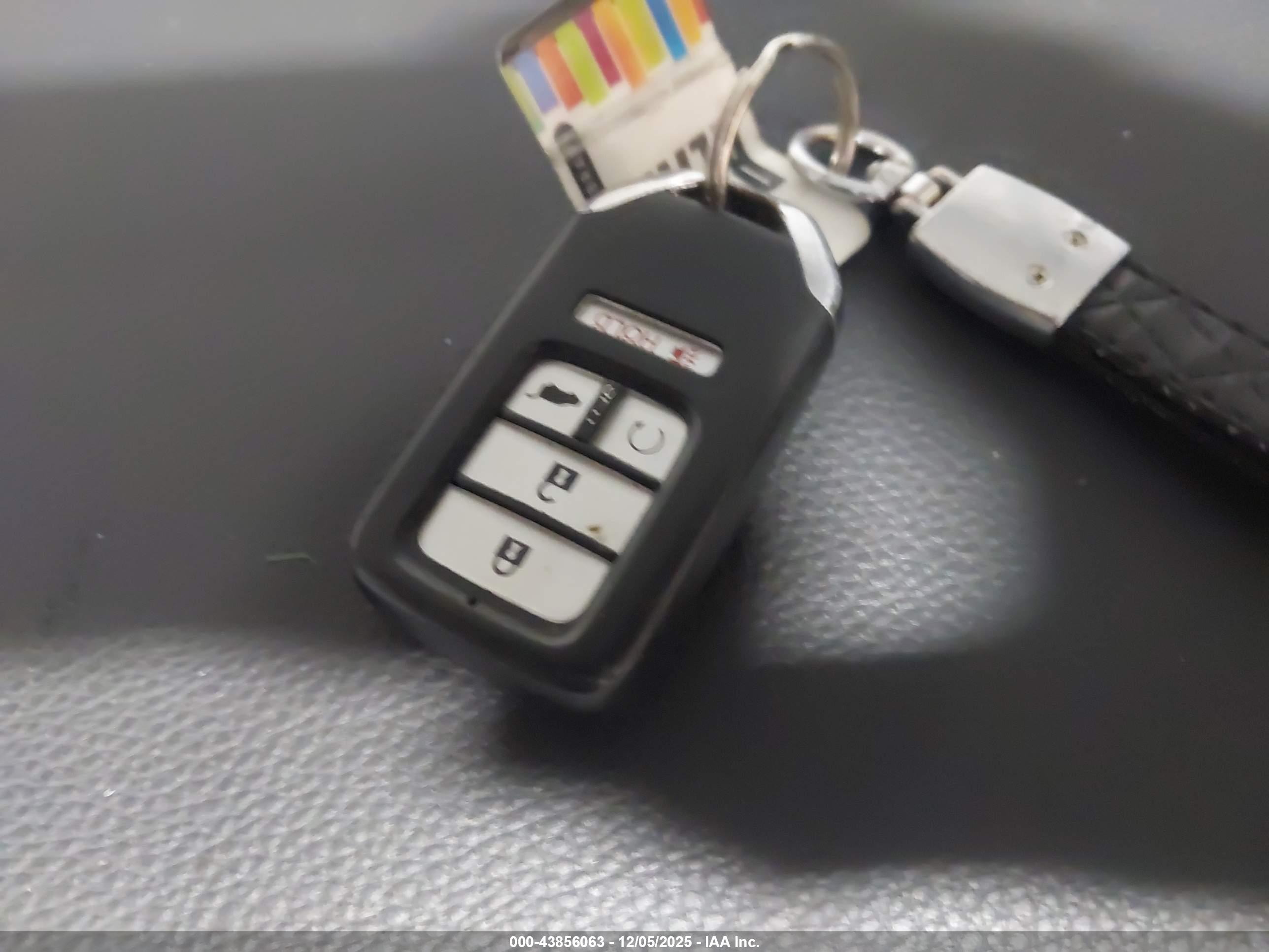 HONDA CR-V image 11