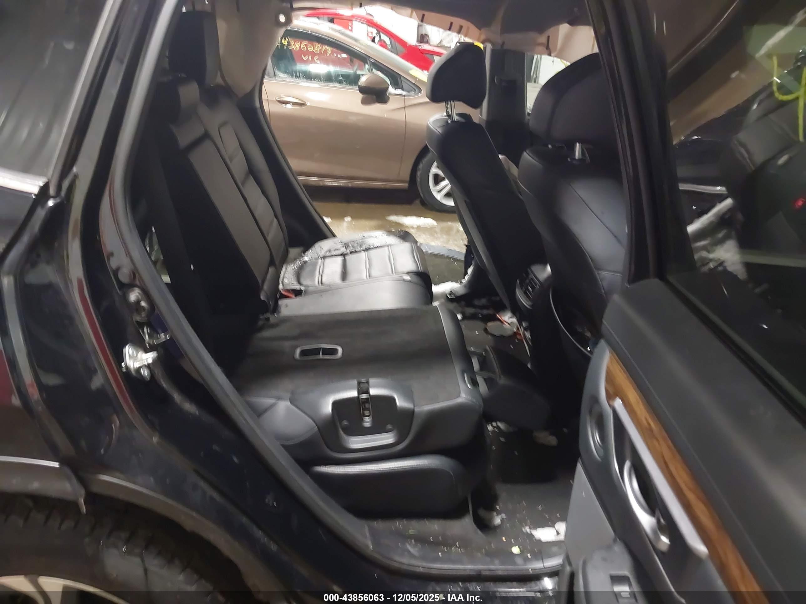 HONDA CR-V image 8