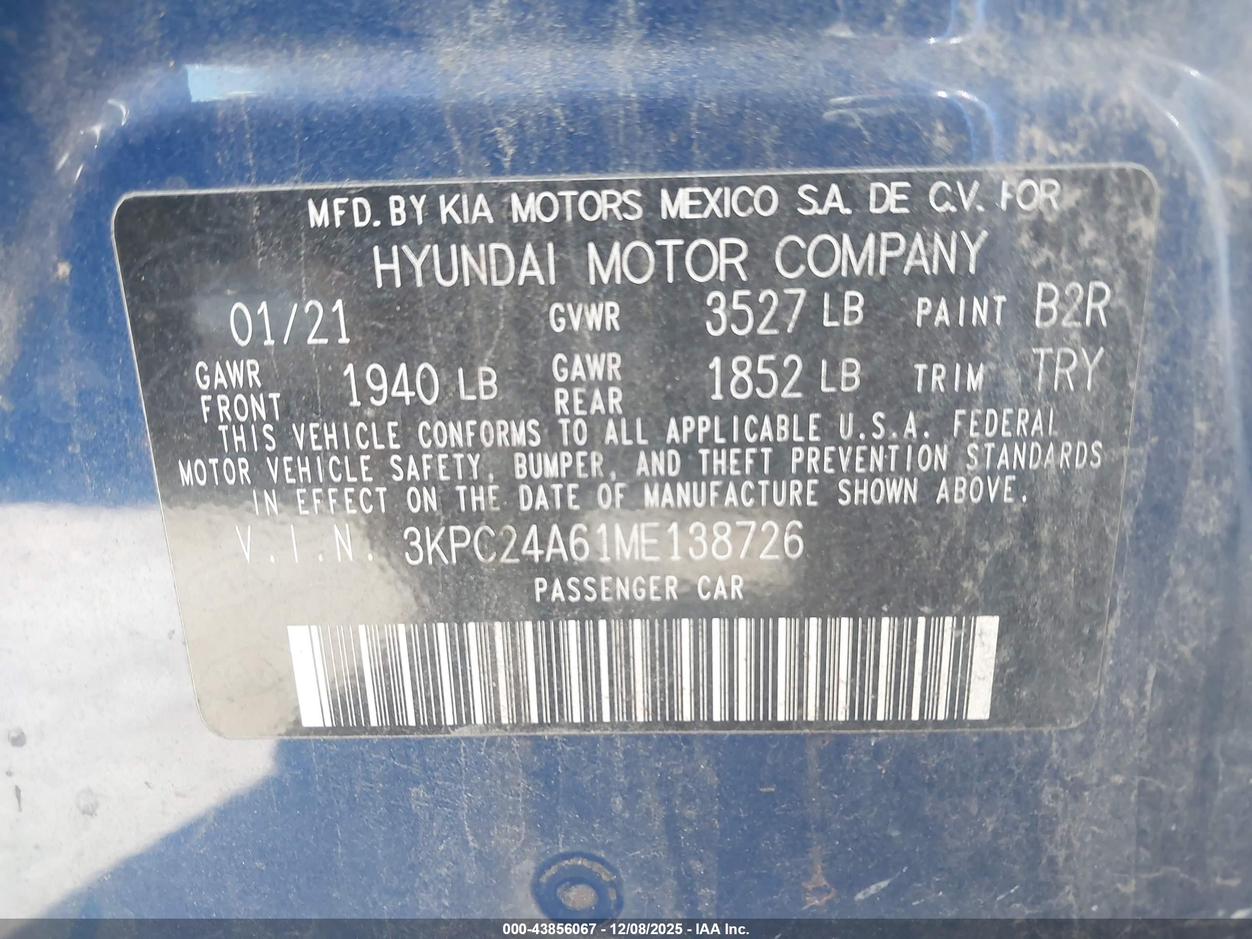 HYUNDAI ACCENT image 9