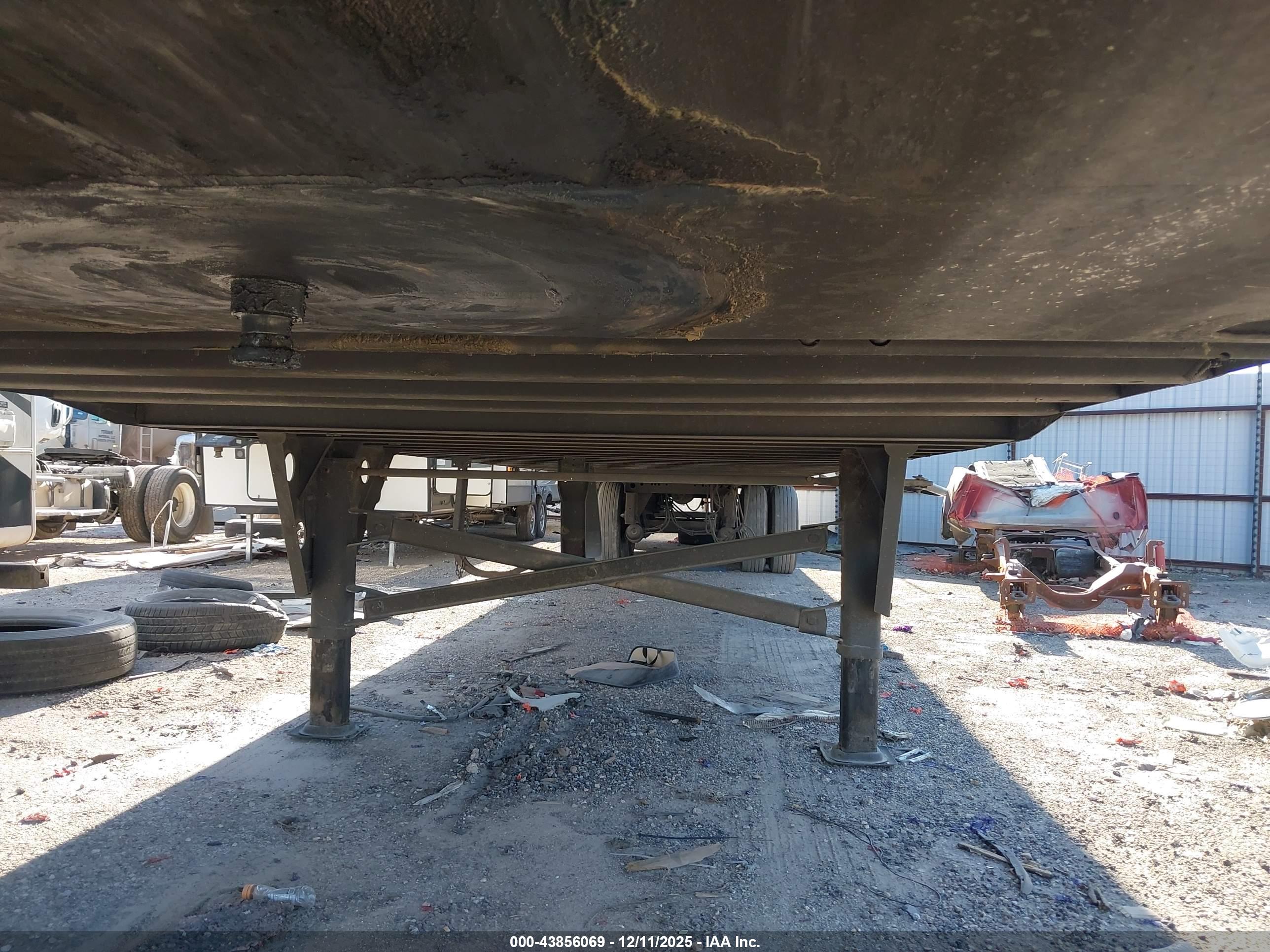 UTILITY TRAILER image 8