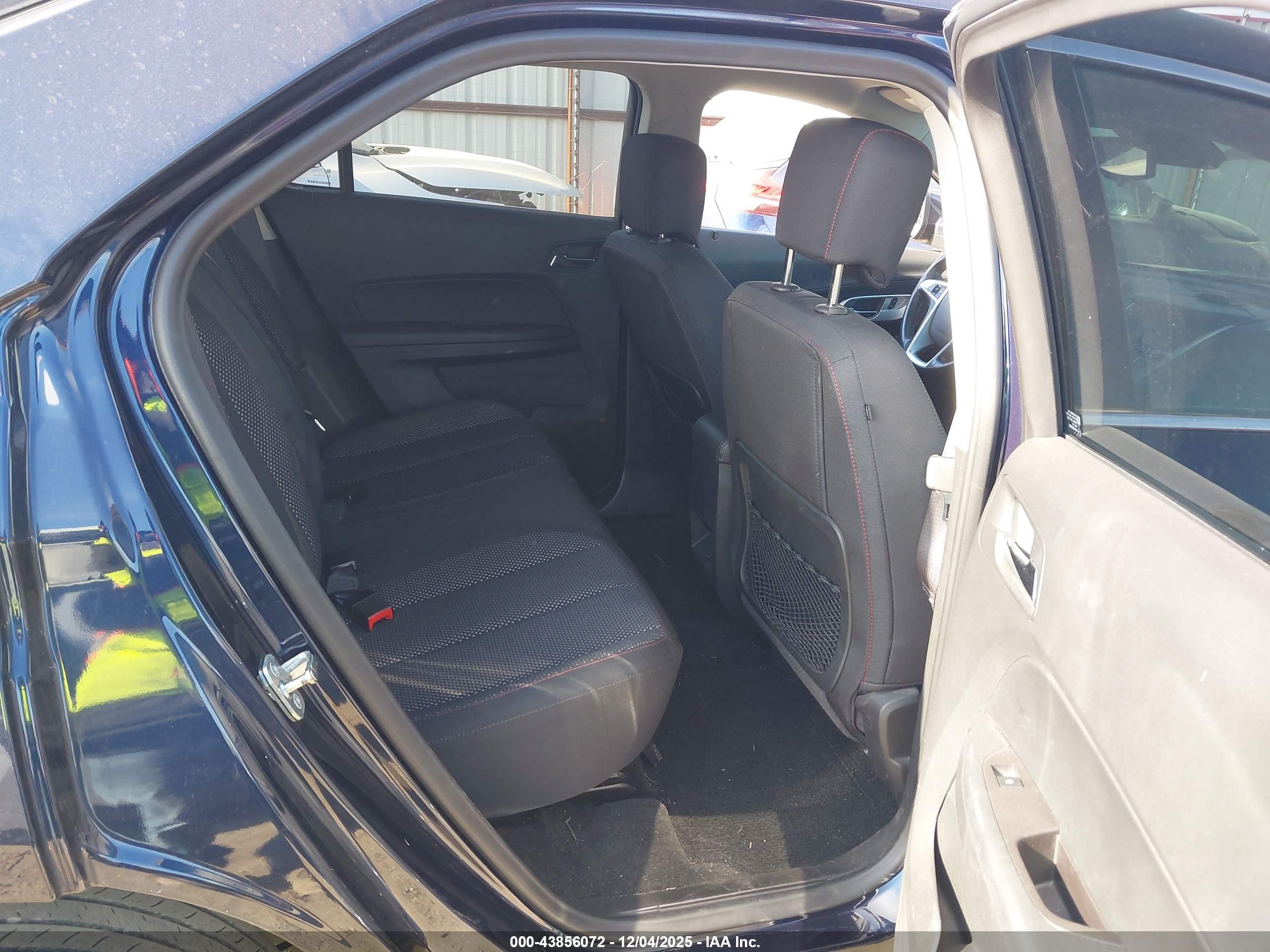 CHEVROLET EQUINOX image 8