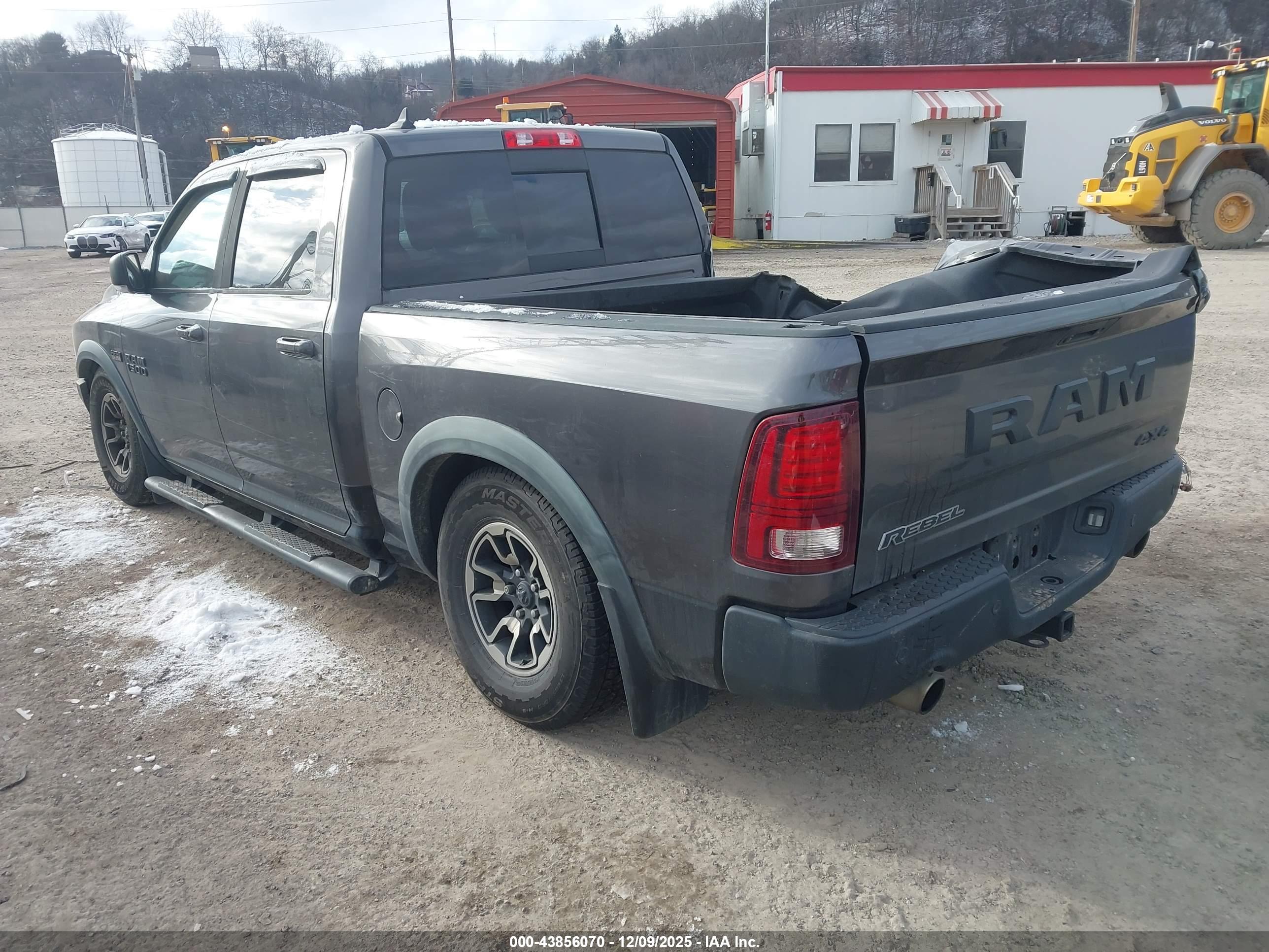 RAM 1500 image 3