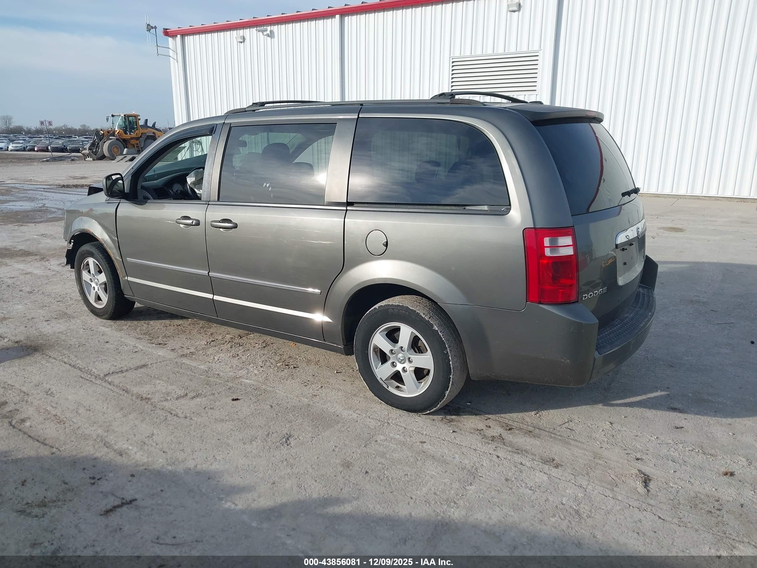 DODGE GRAND image 3