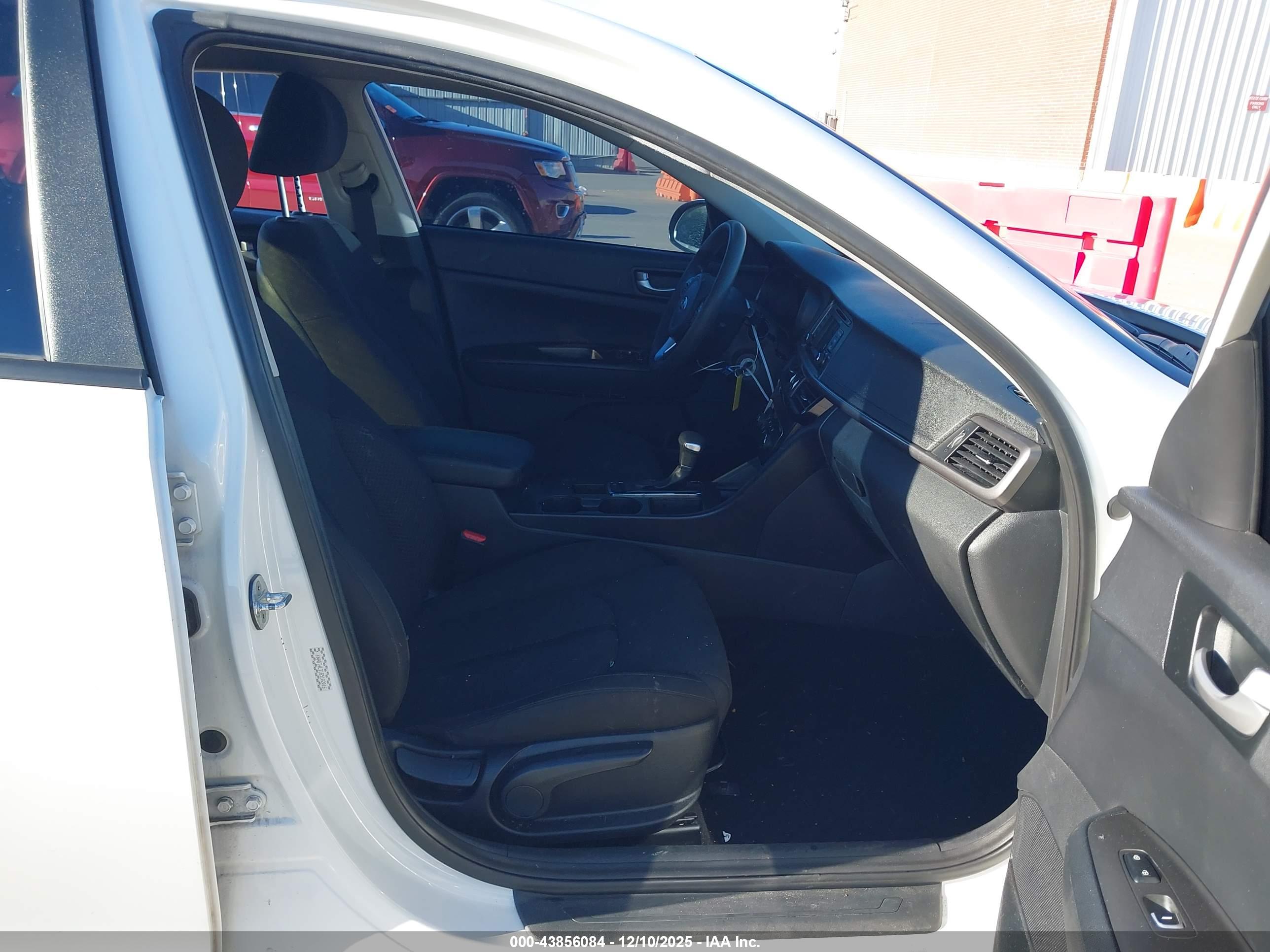 KIA OPTIMA image 5