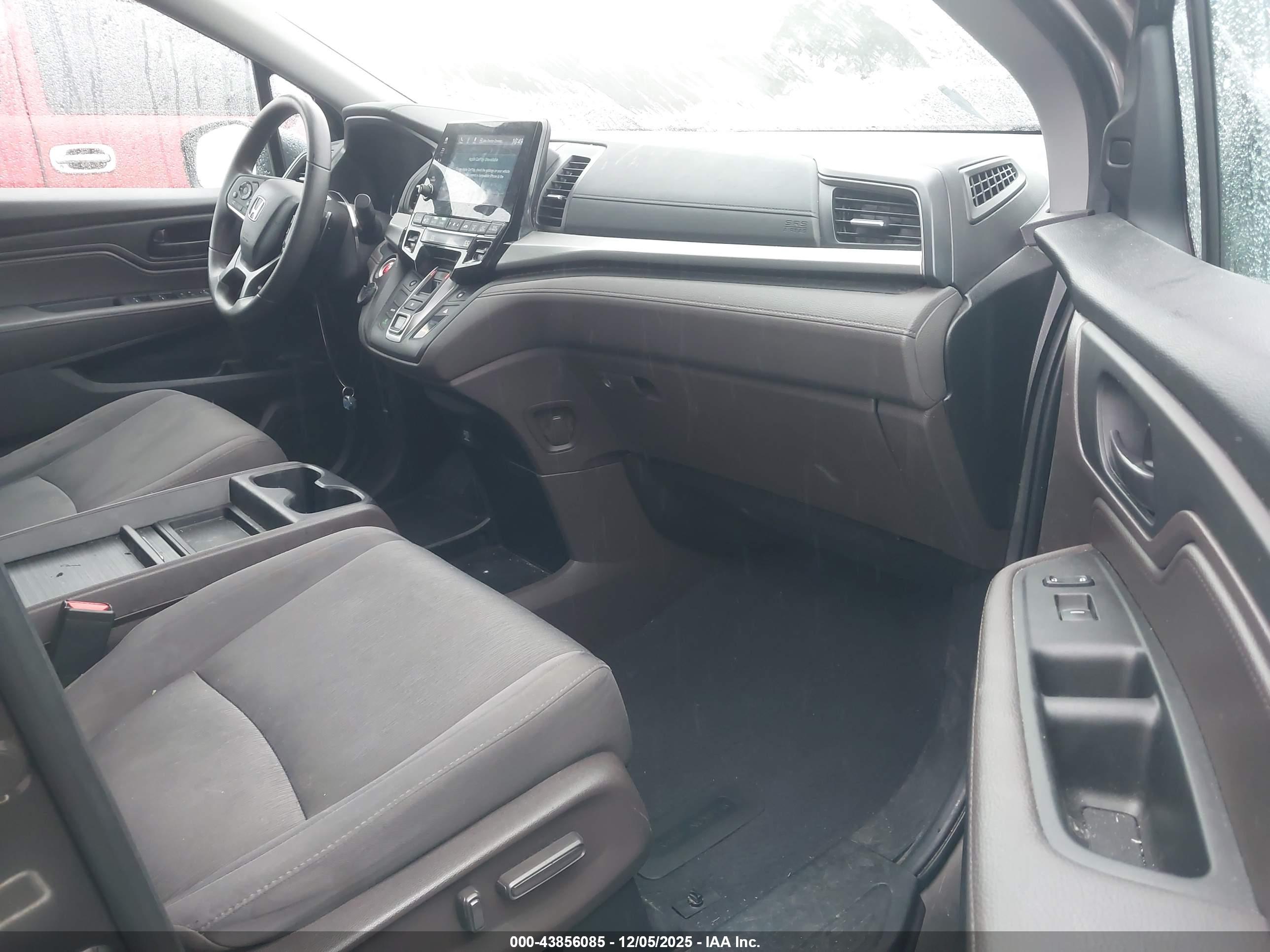 HONDA ODYSSEY image 5