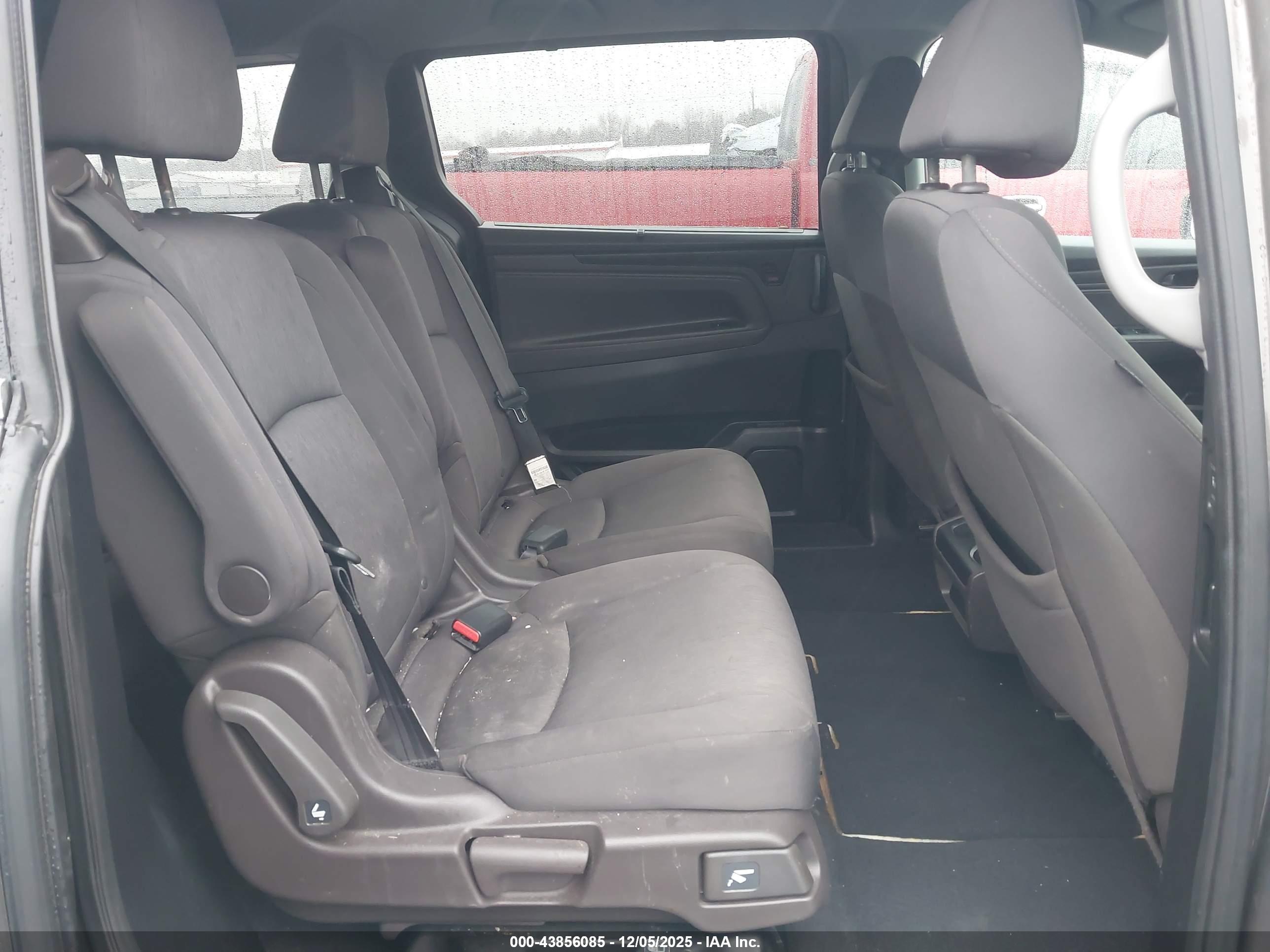 HONDA ODYSSEY image 8