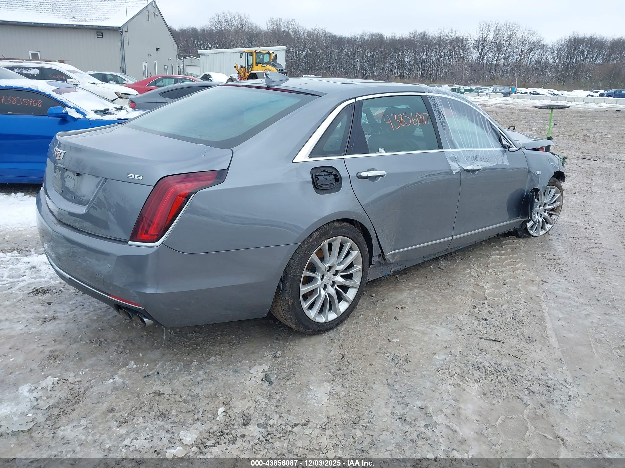 CADILLAC CT6 image 4