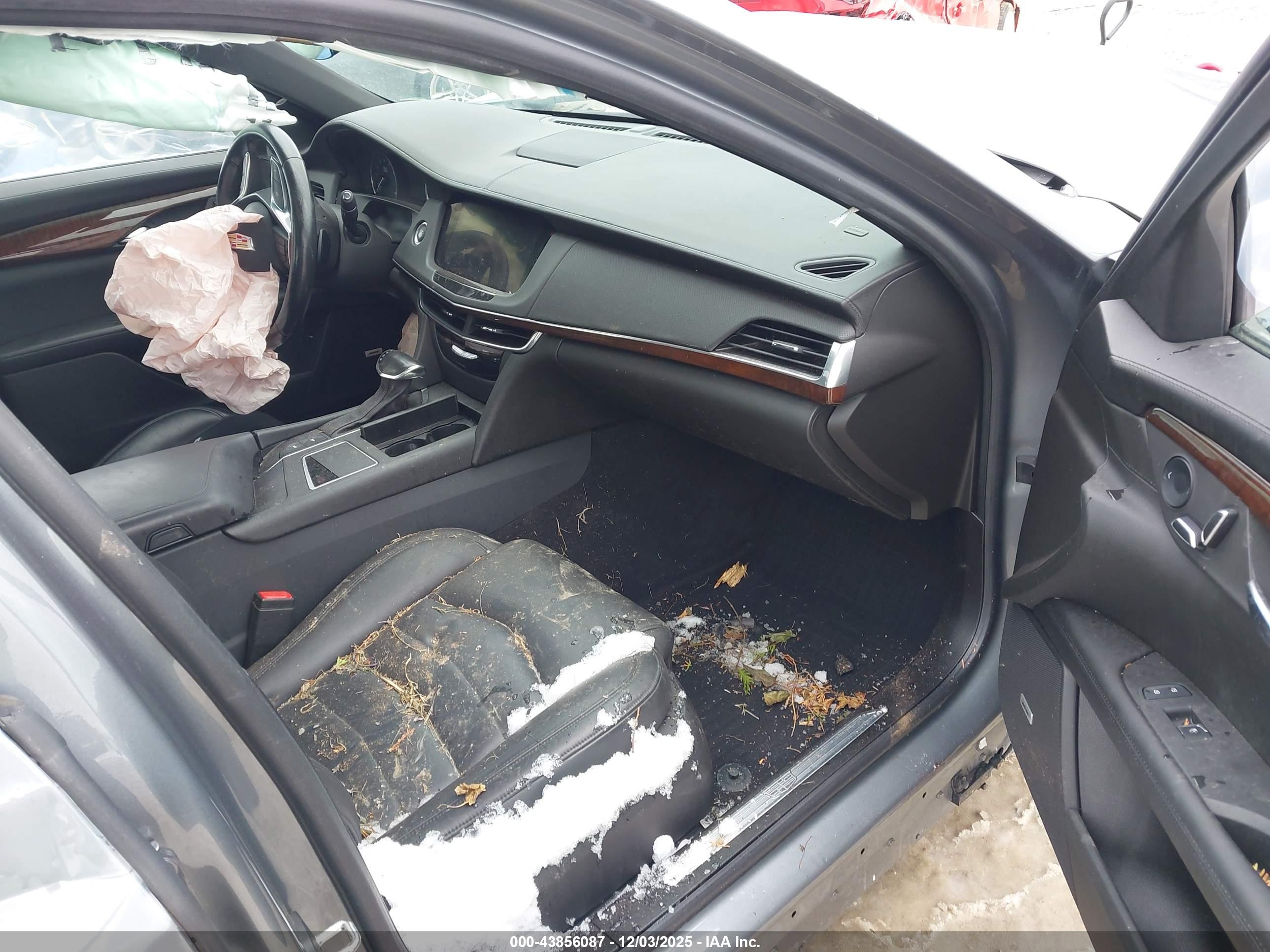 CADILLAC CT6 image 5