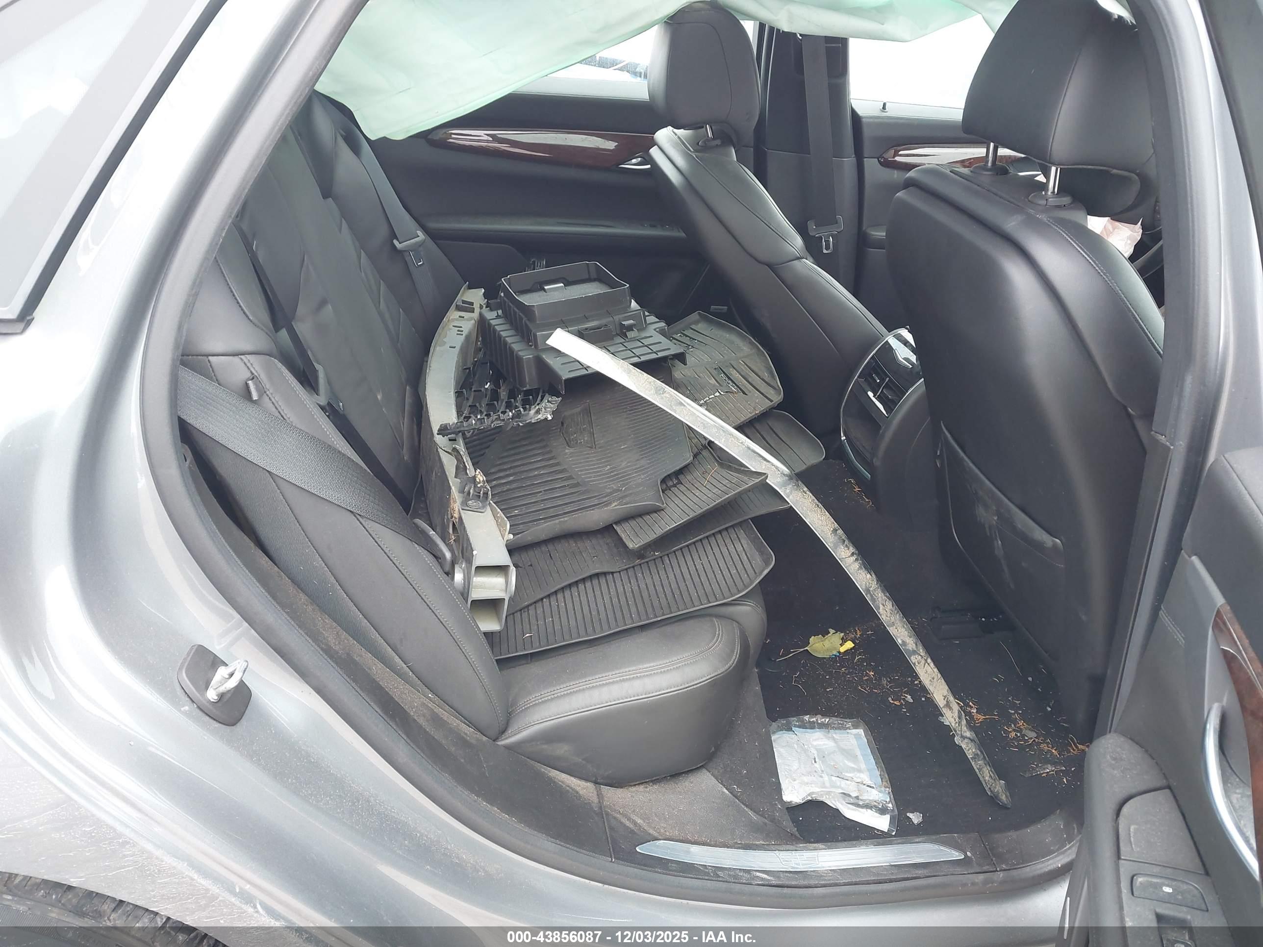 CADILLAC CT6 image 8