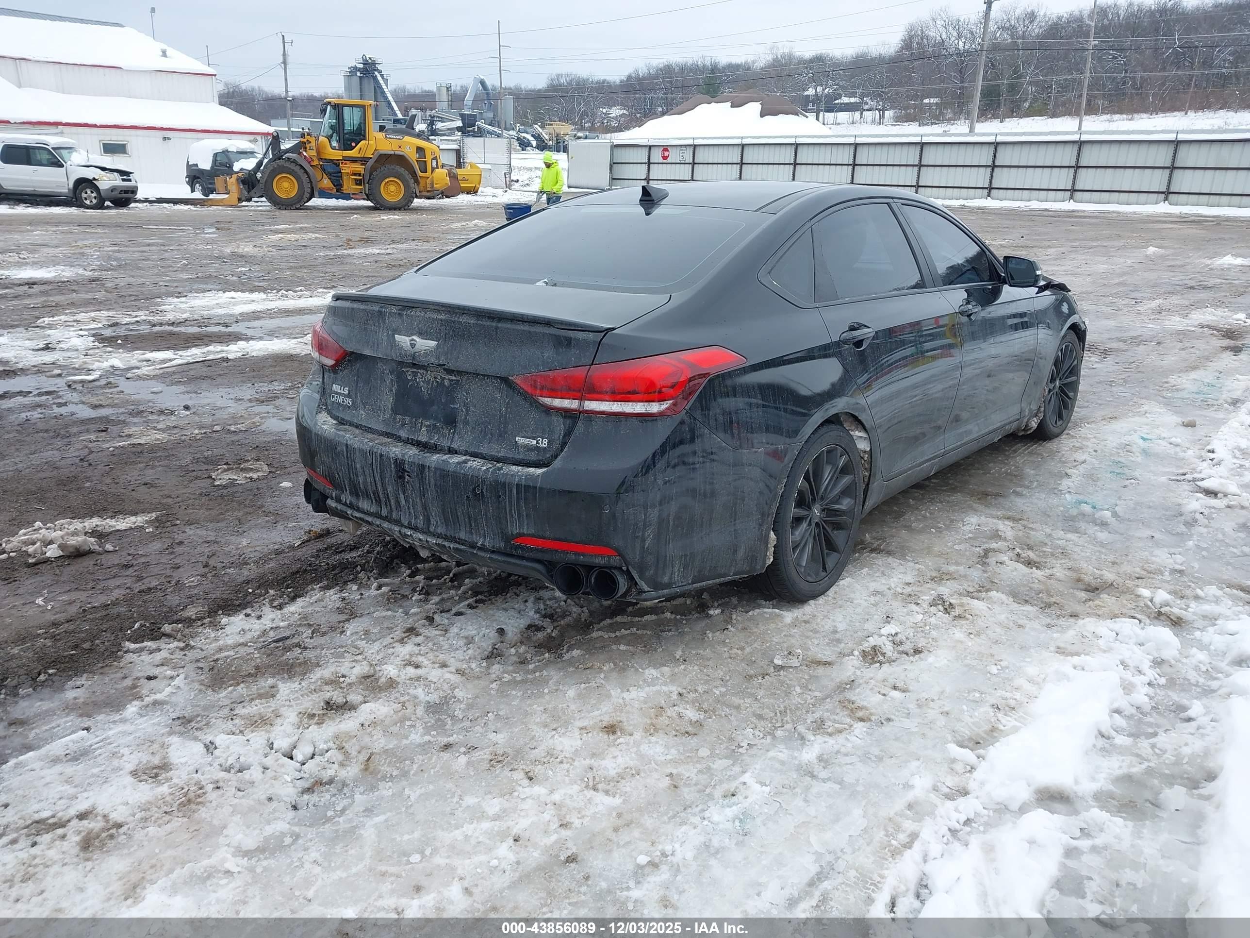 HYUNDAI GENESIS image 4