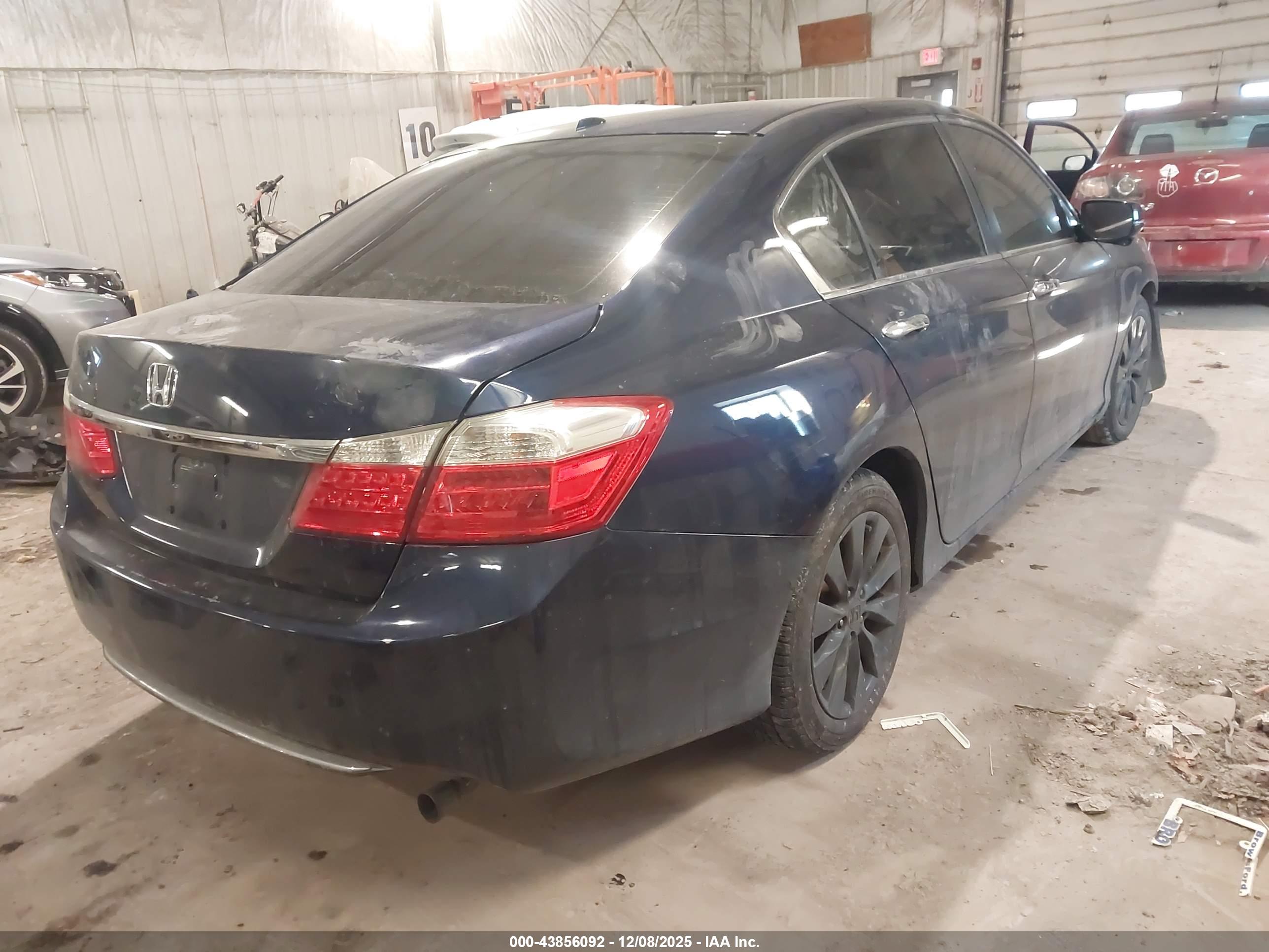 HONDA ACCORD image 4
