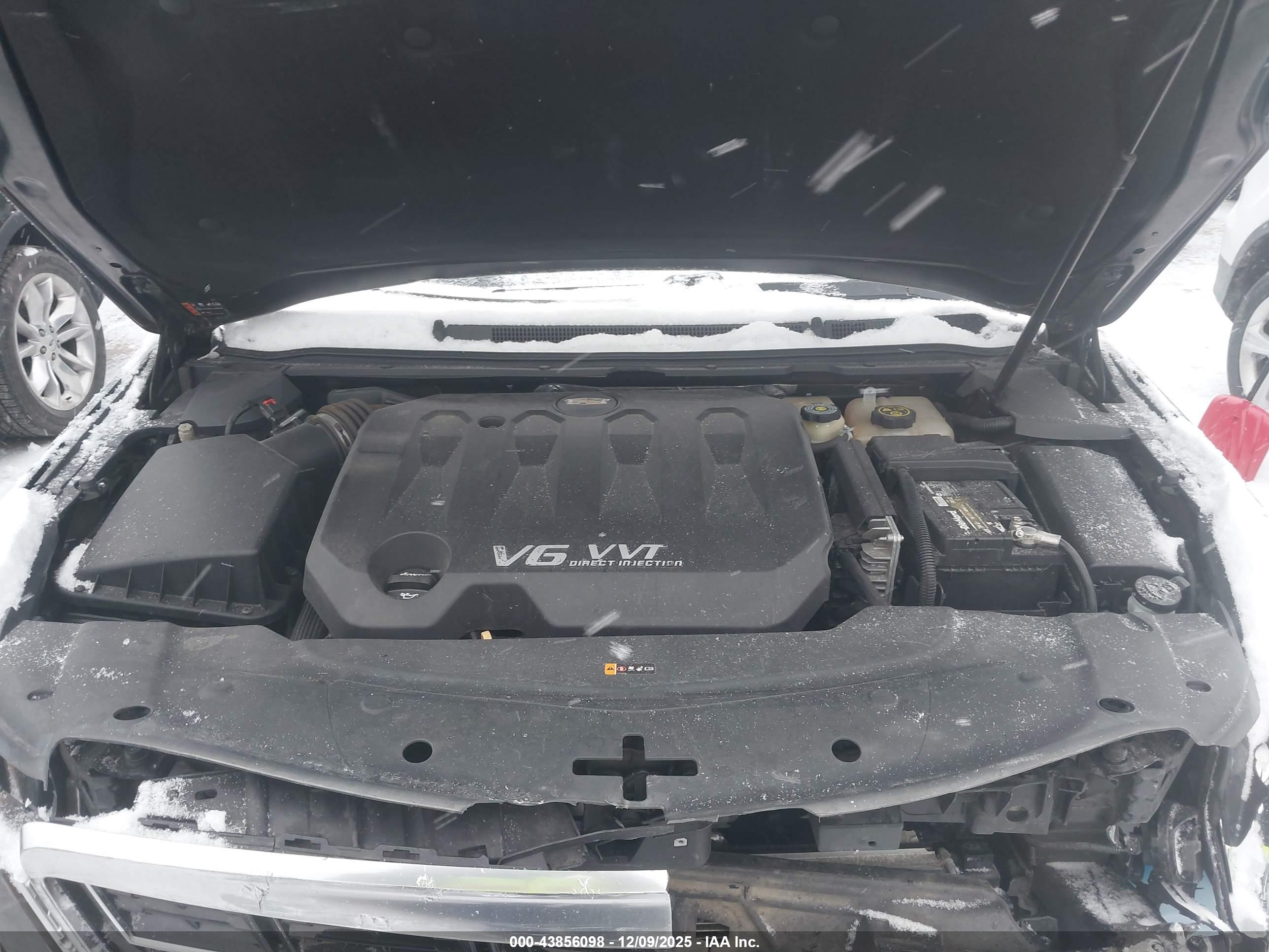 CADILLAC XTS image 10